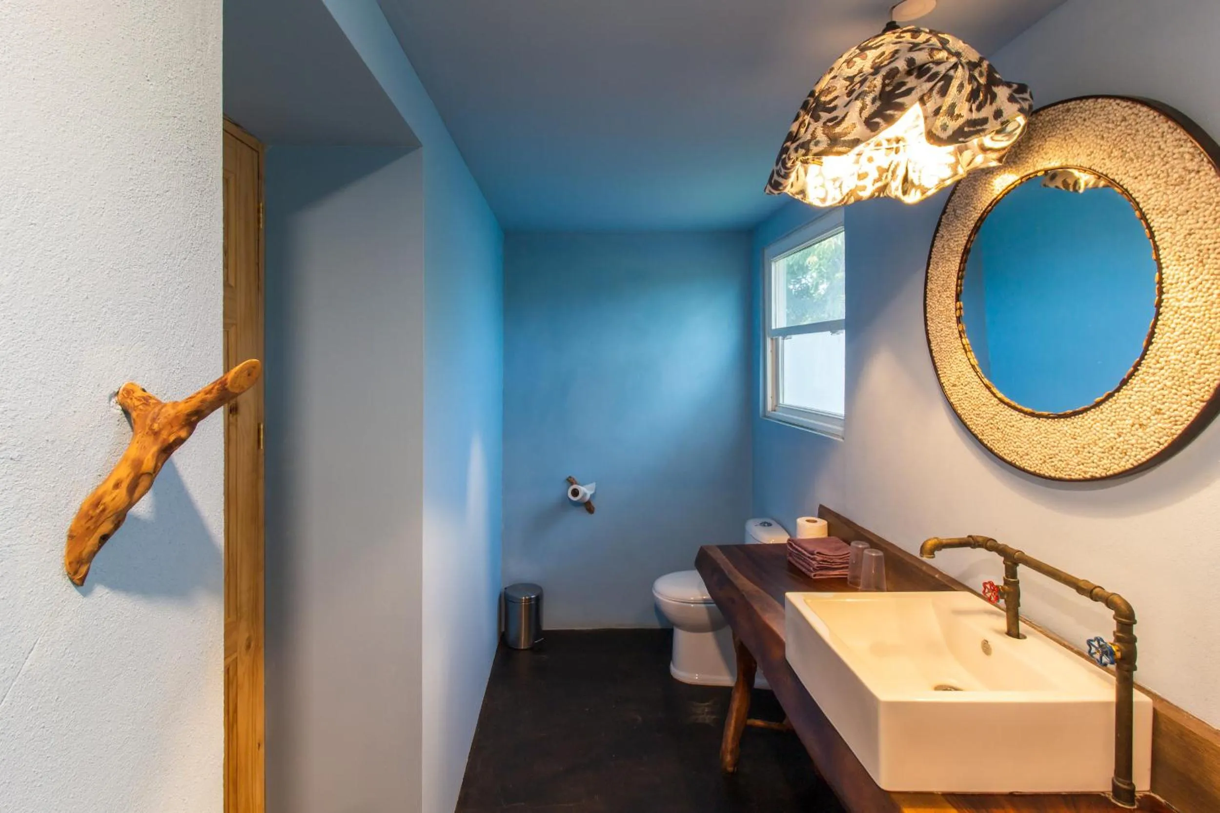 Bathroom in Latica Lodge