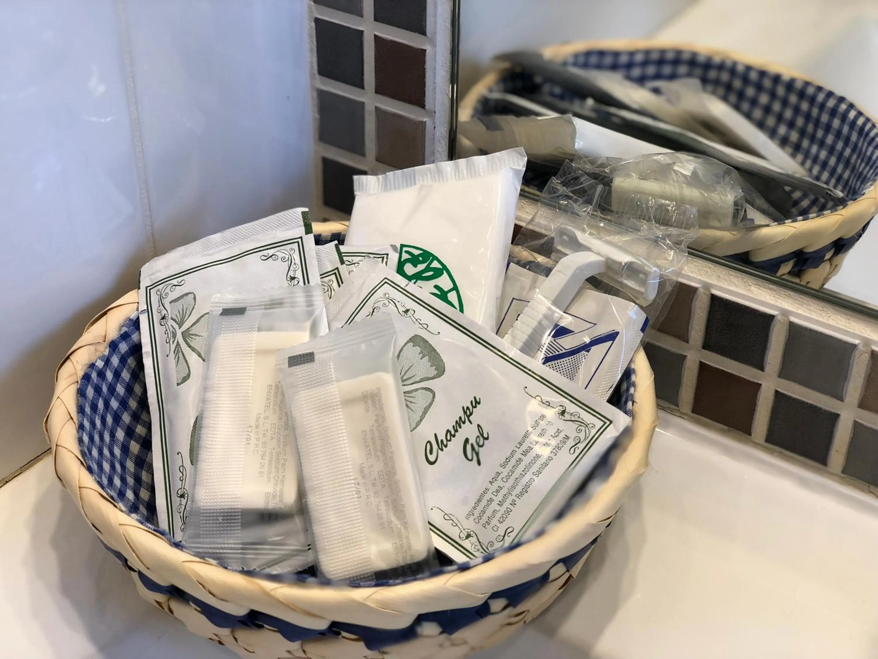 Decorative detail in El Colorín