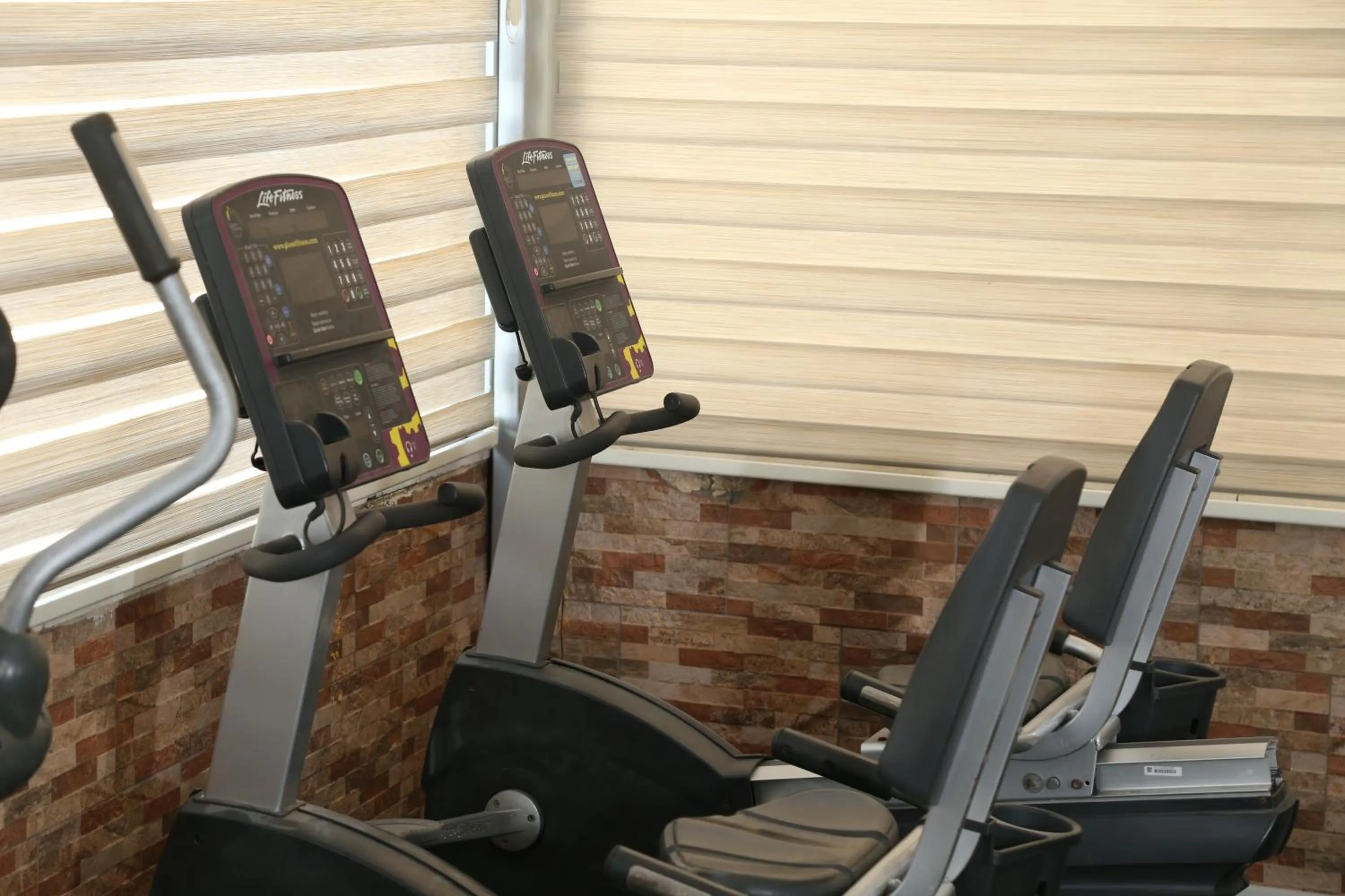 Fitness centre/facilities in Grape Village Hotel
