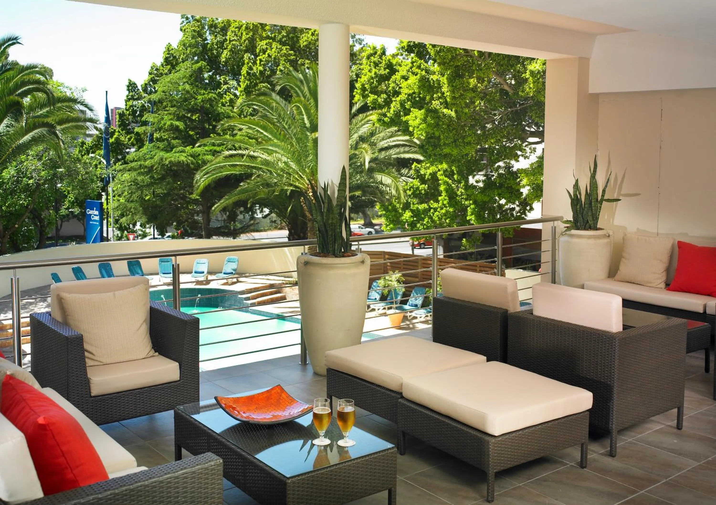 Balcony/Terrace in SunSquare Cape Town Gardens