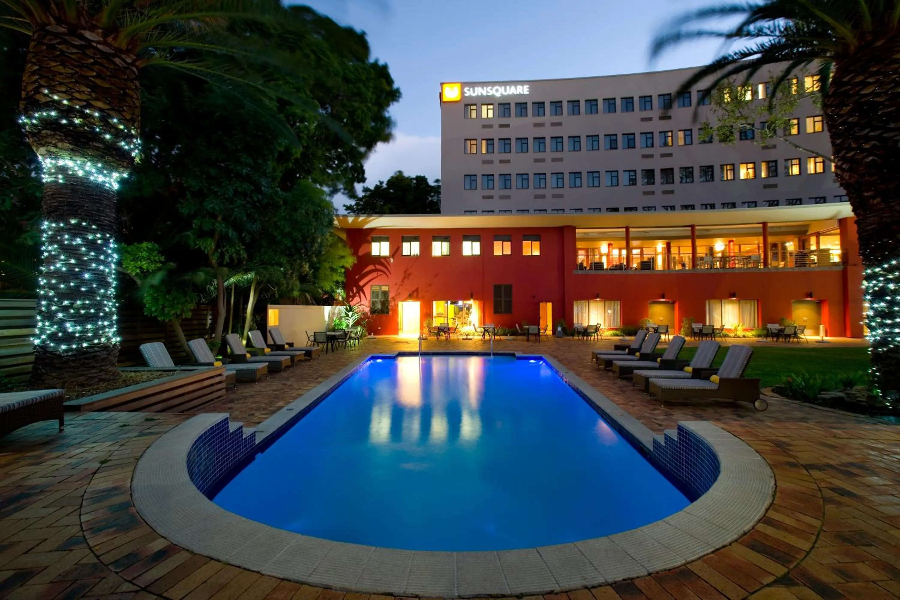 Property building in SunSquare Cape Town Gardens