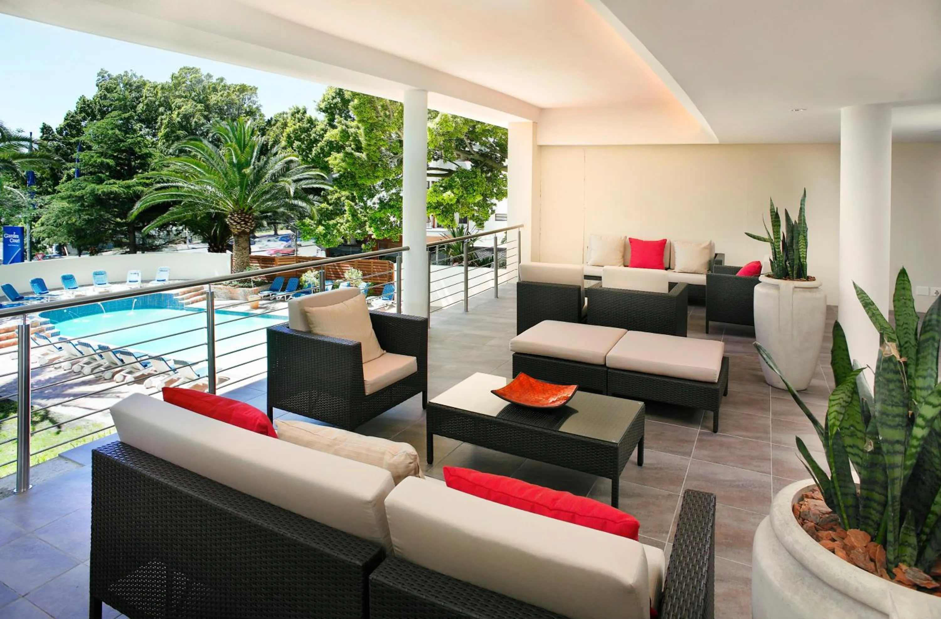 Balcony/Terrace in SunSquare Cape Town Gardens