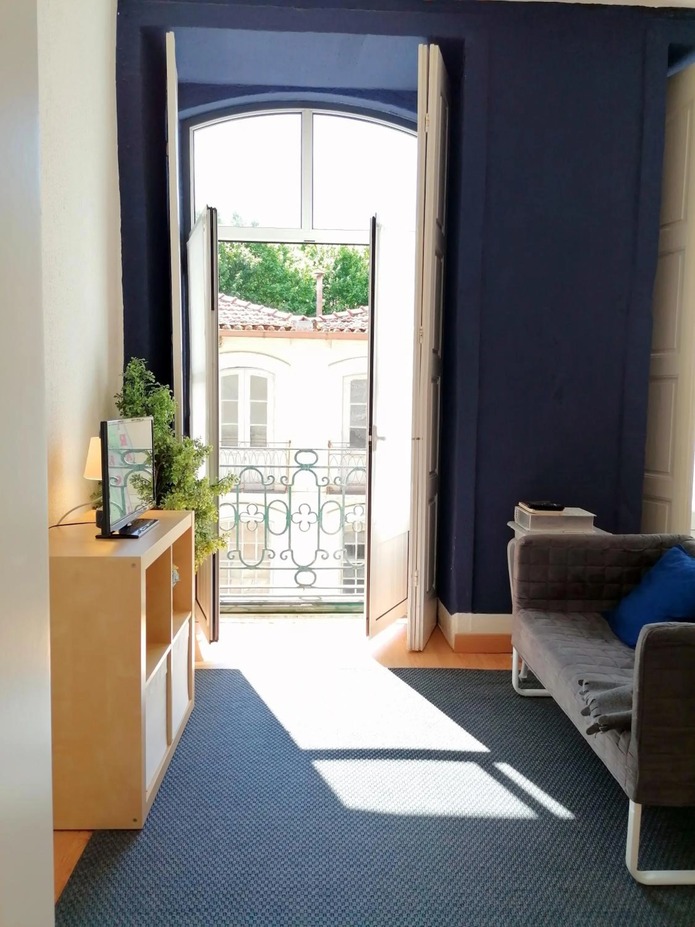 Bedroom in Downtown Porto Spot - 2 bedrooms