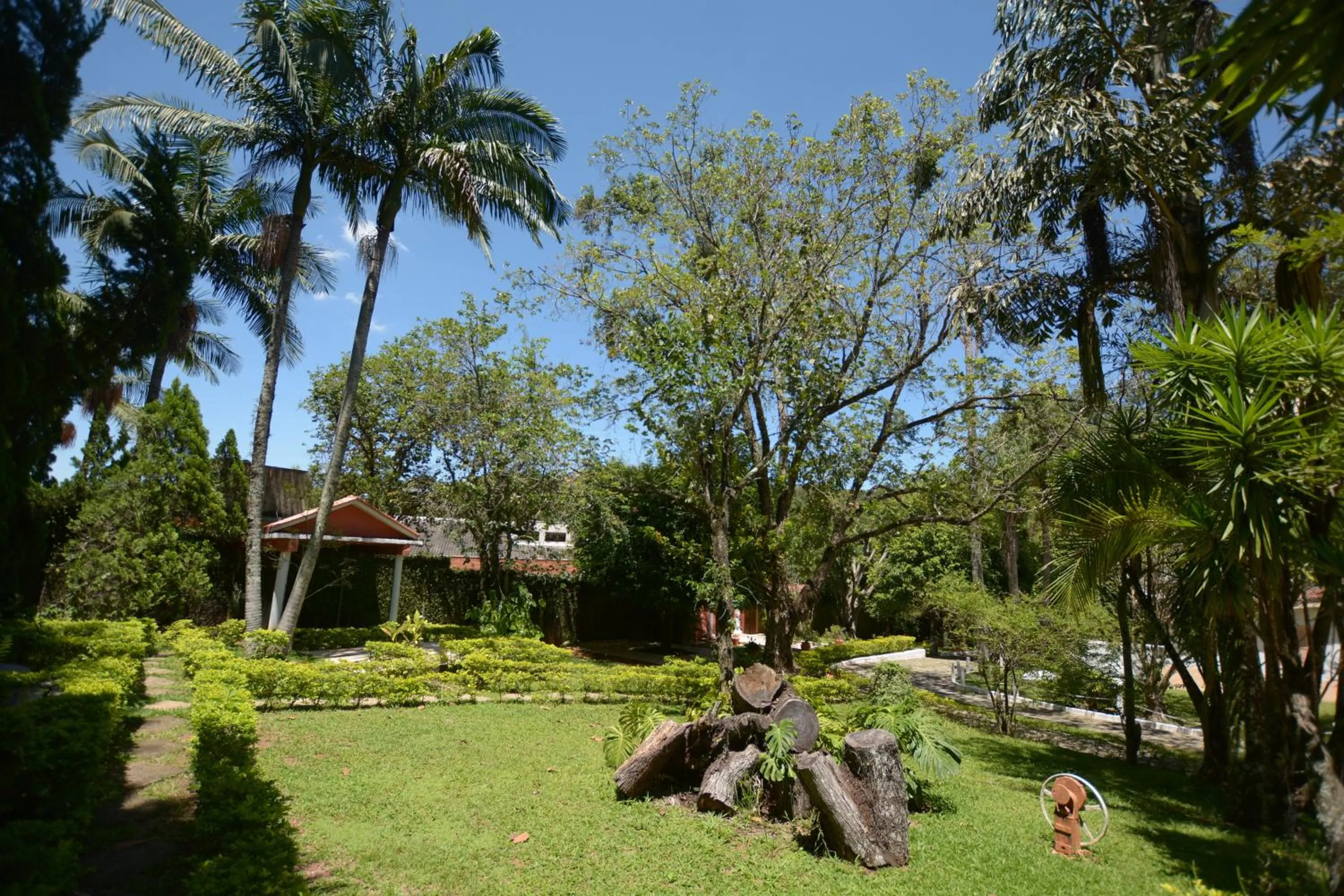 Garden in Biazi Paradise Hotel