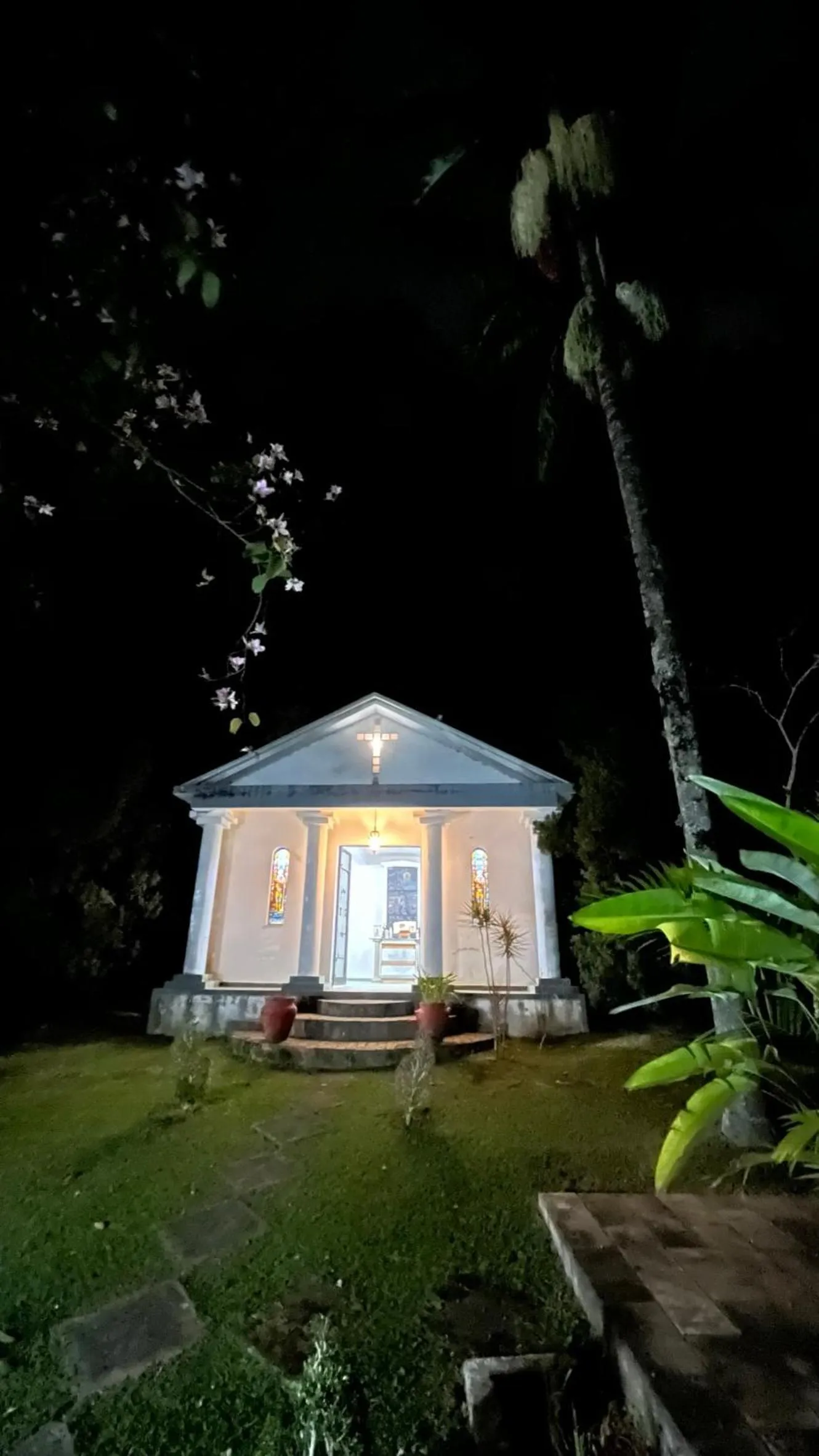 Garden in Biazi Paradise Hotel