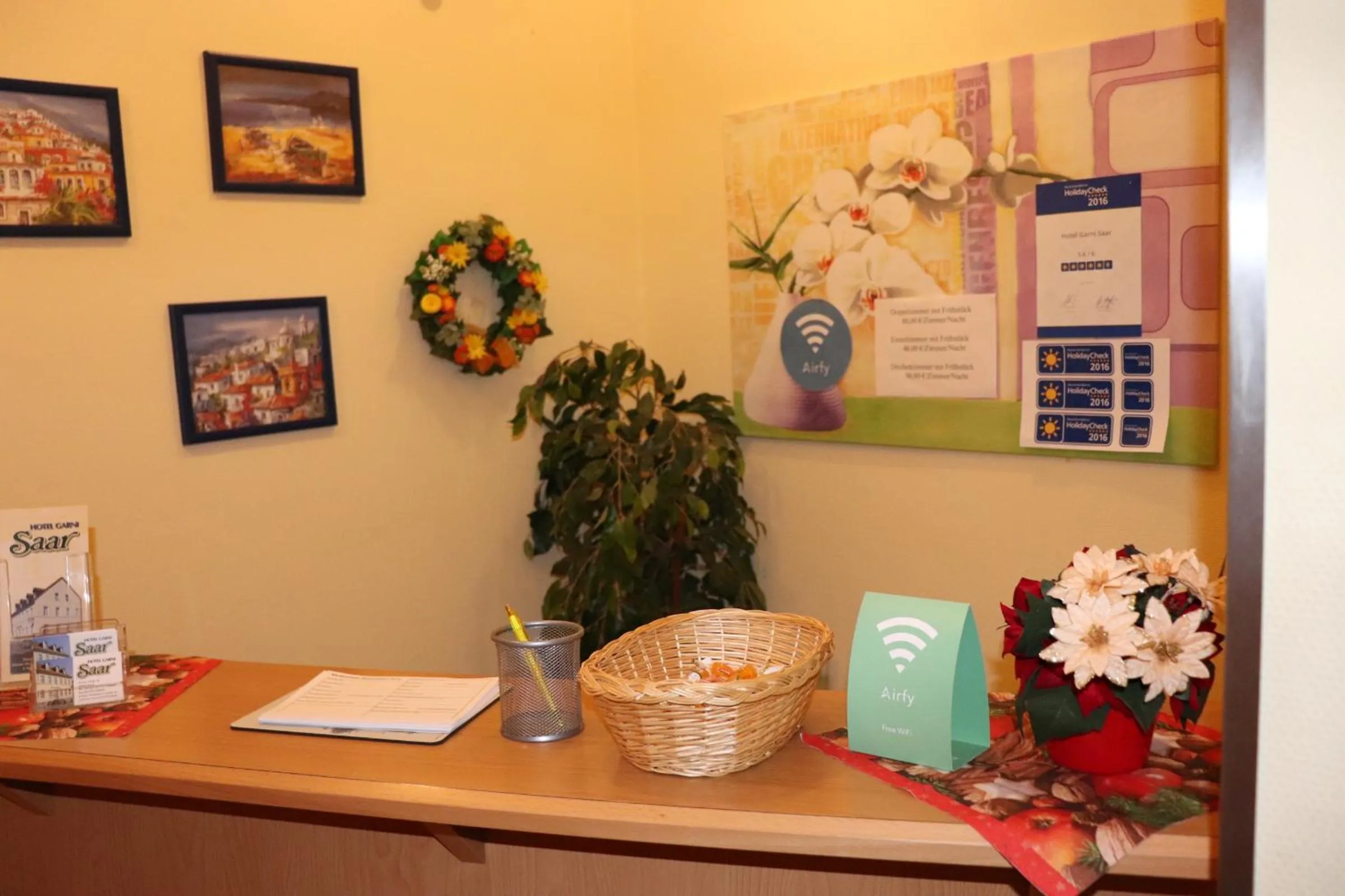 Lobby or reception in Hotel Saar