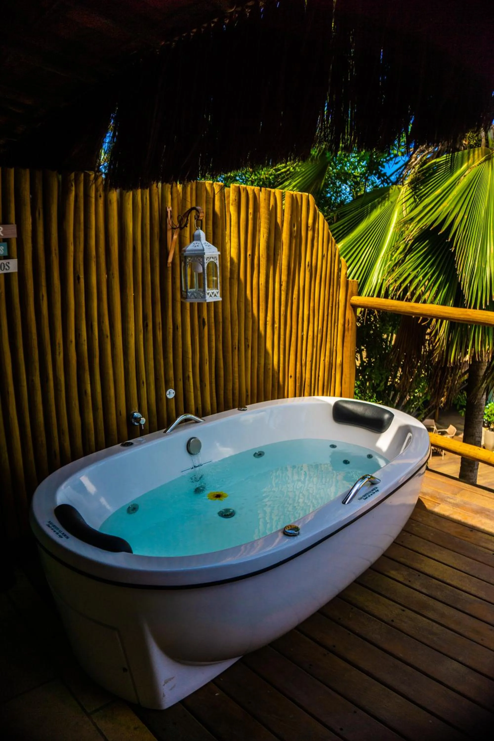 Hot Tub in Xamã Senses - Hotel Pousada