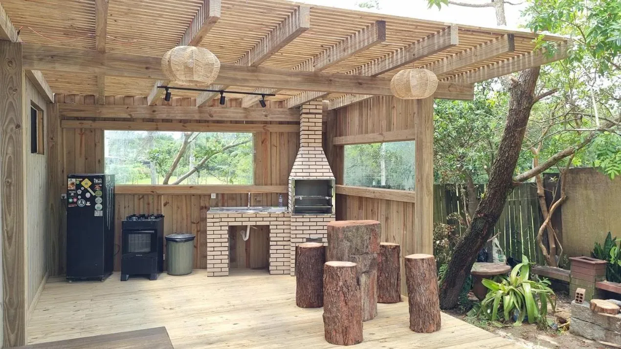 BBQ facilities in Arte da Tribo Hostel & Camping