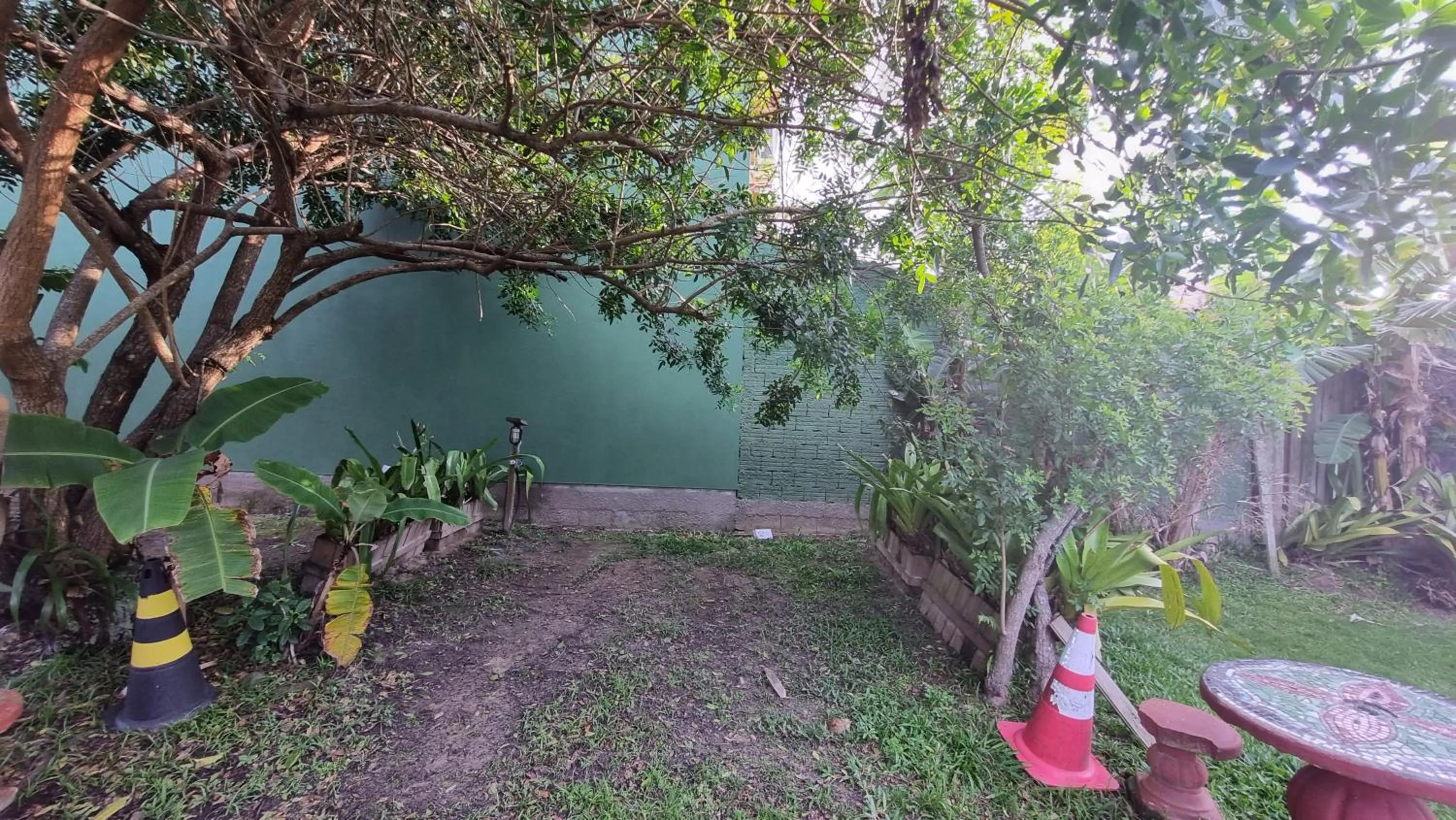 Garden in Arte da Tribo Hostel & Camping