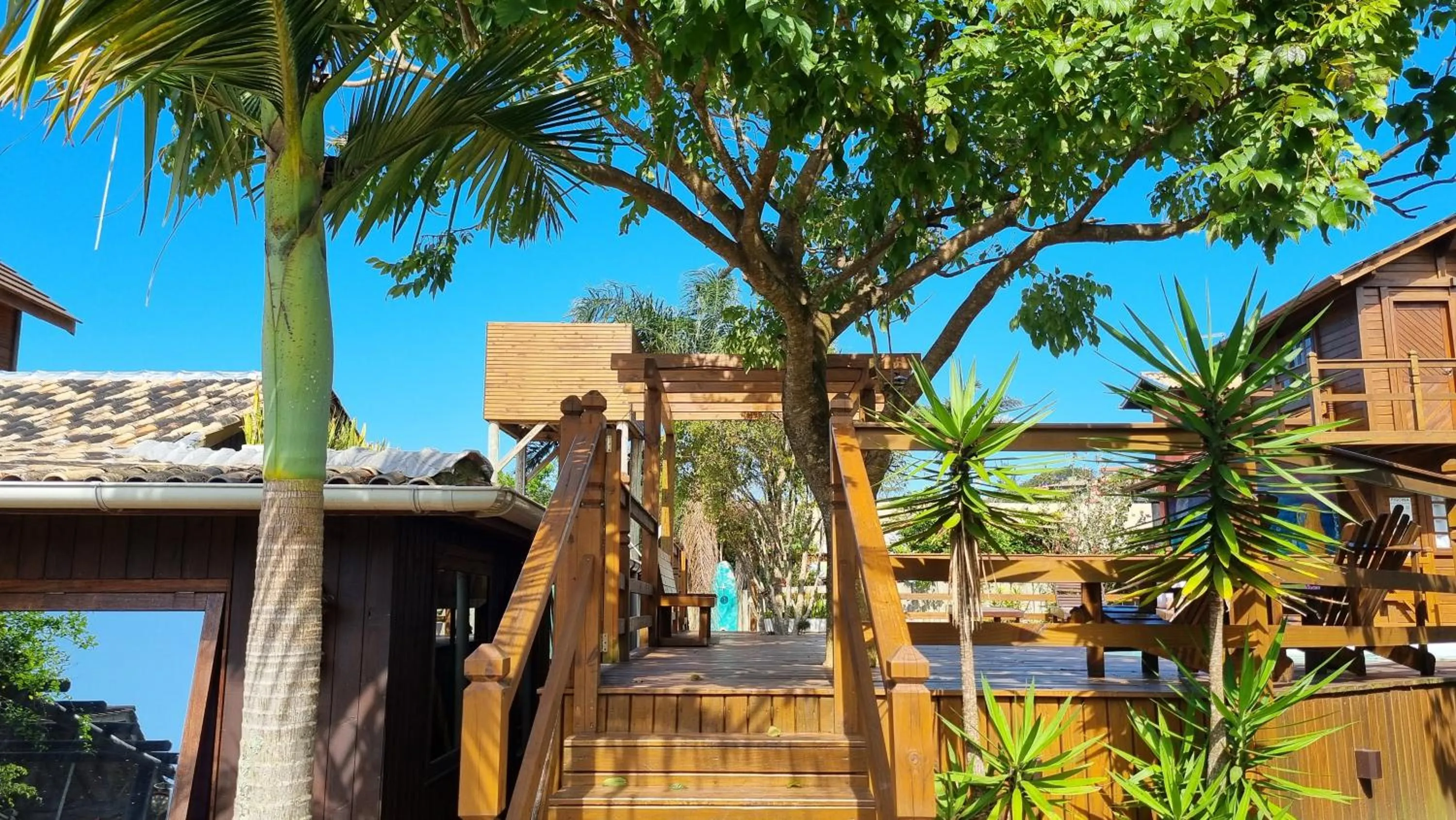 Facade/entrance in Arte da Tribo Hostel & Camping