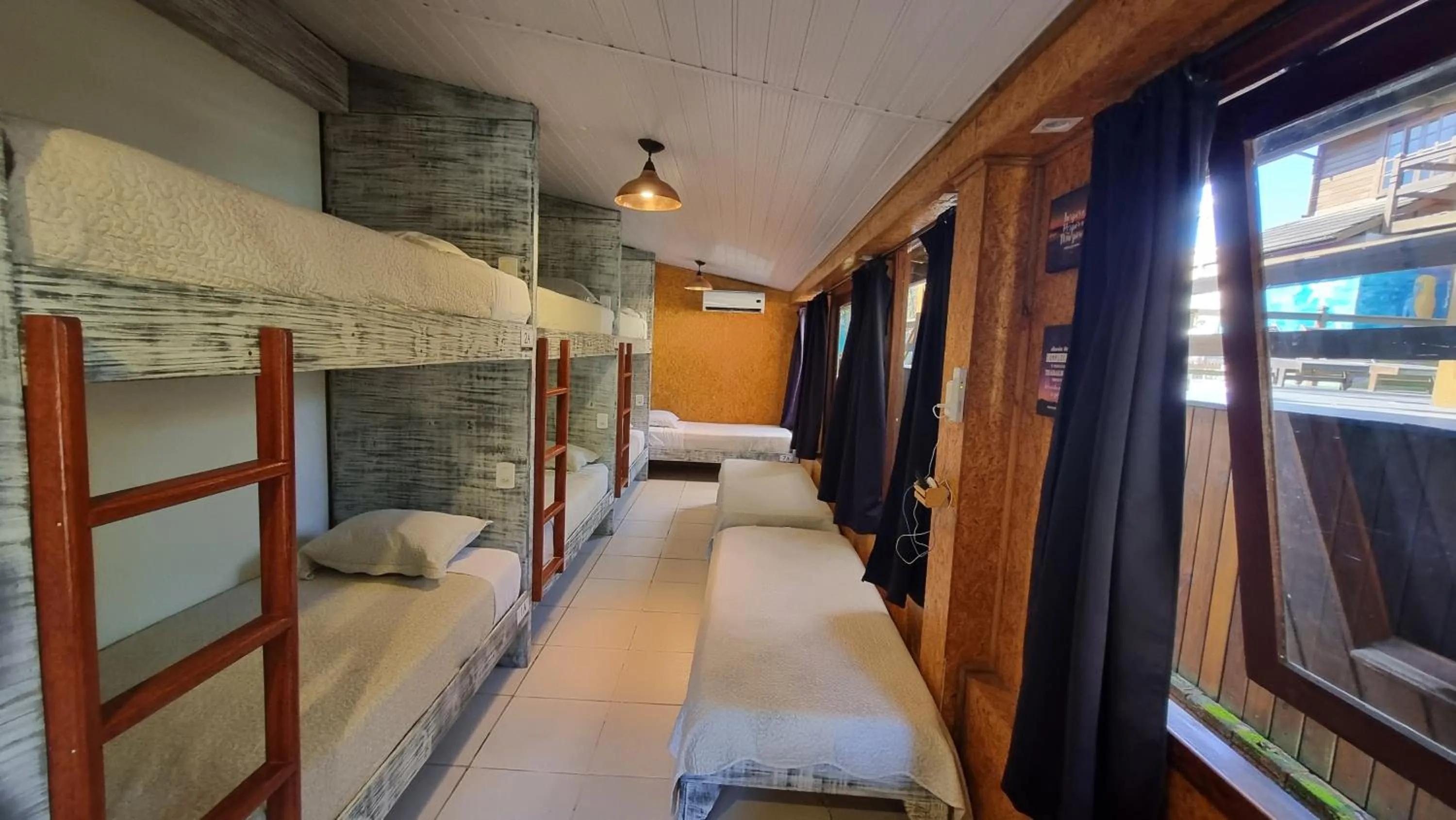 Bedroom, Bed in Arte da Tribo Hostel & Camping