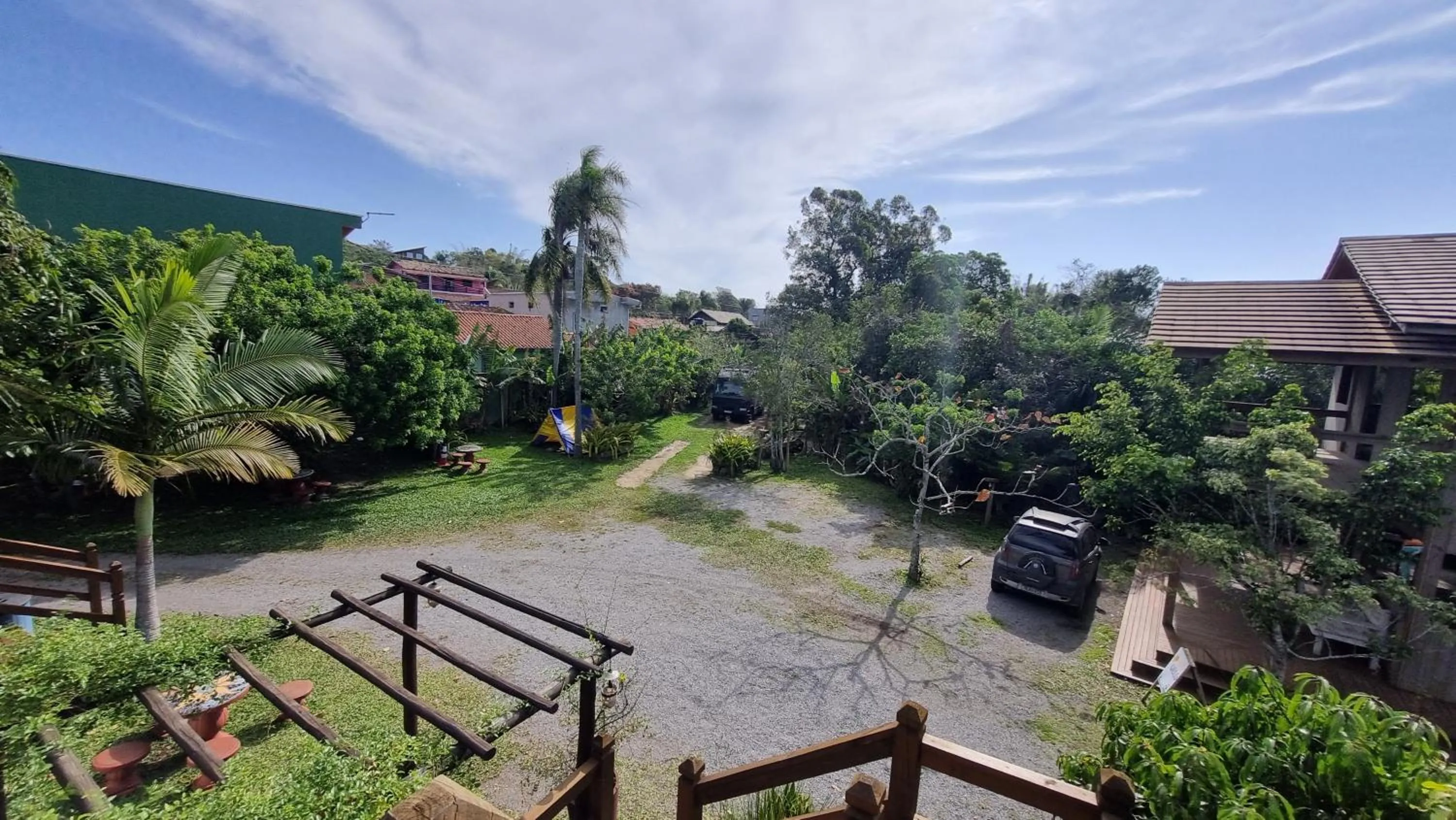 Parking in Arte da Tribo Hostel & Camping