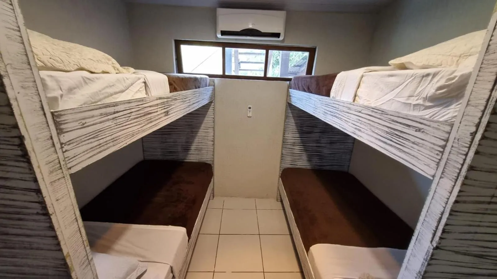 Bed in Arte da Tribo Hostel & Camping