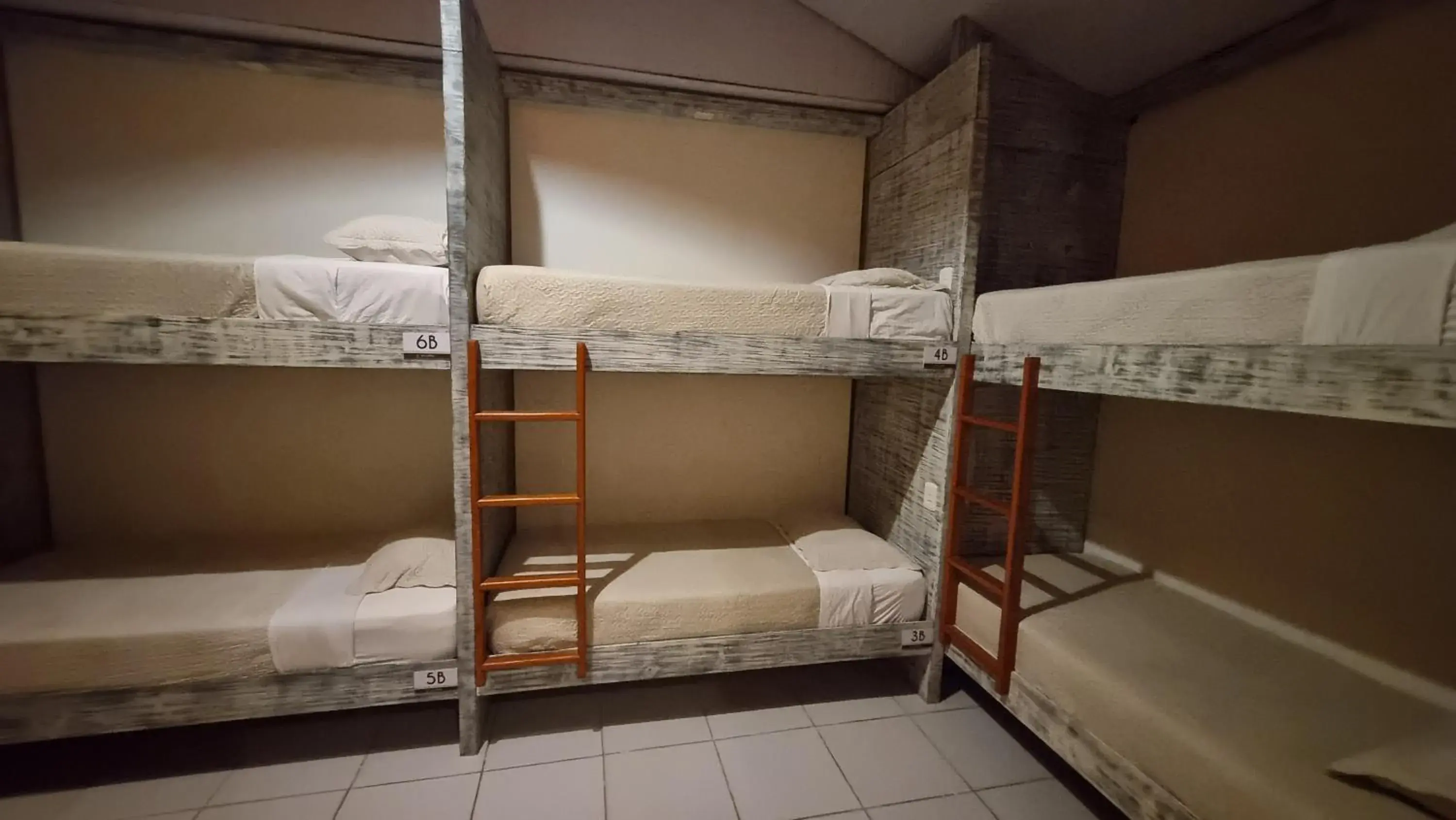 Single Bed in Female Dormitory Room in Arte da Tribo Hostel & Camping Single Bed in Female Dormitory Room in Arte da Tribo Hostel & Camping