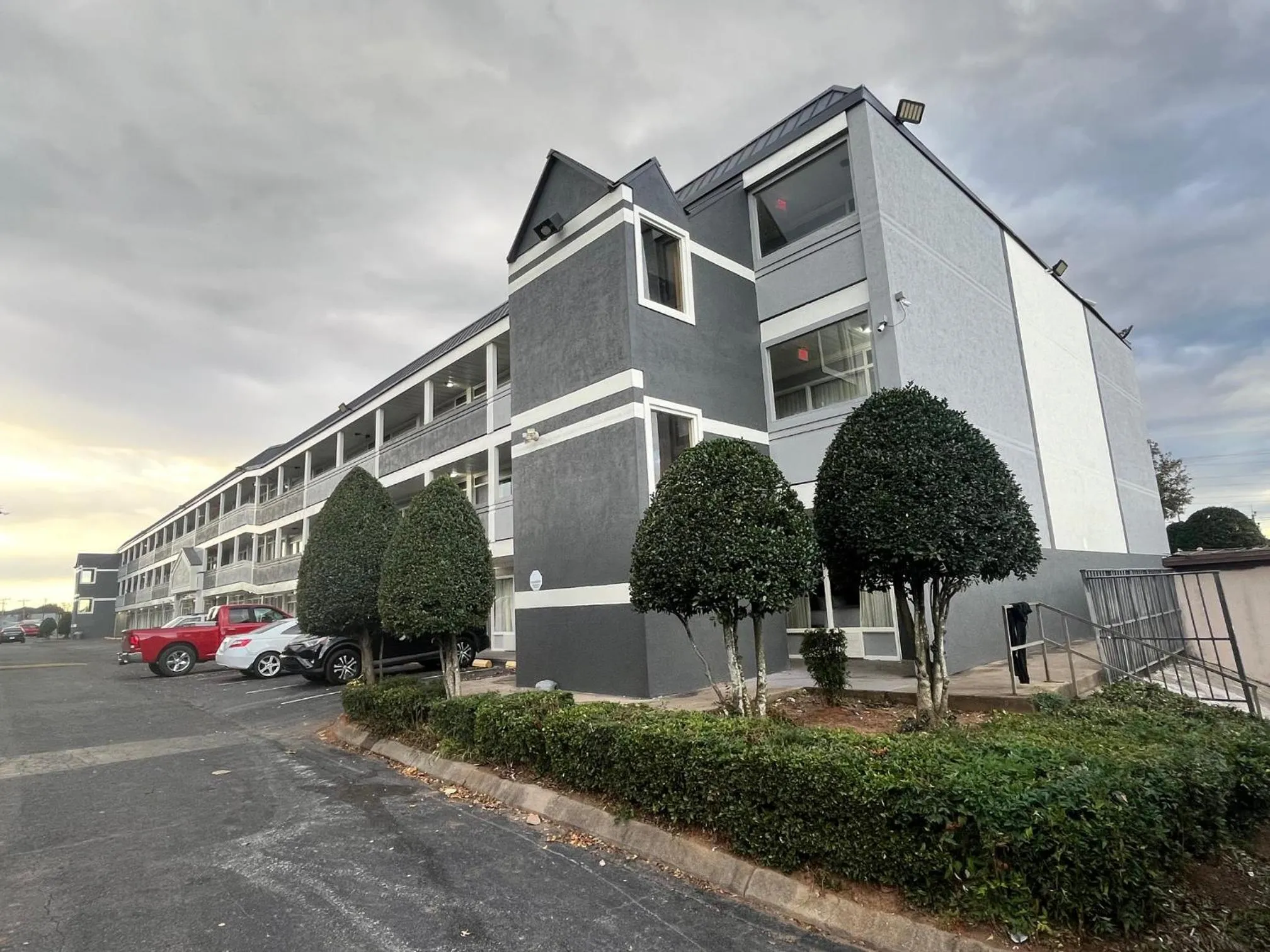 Quality Inn Airport South