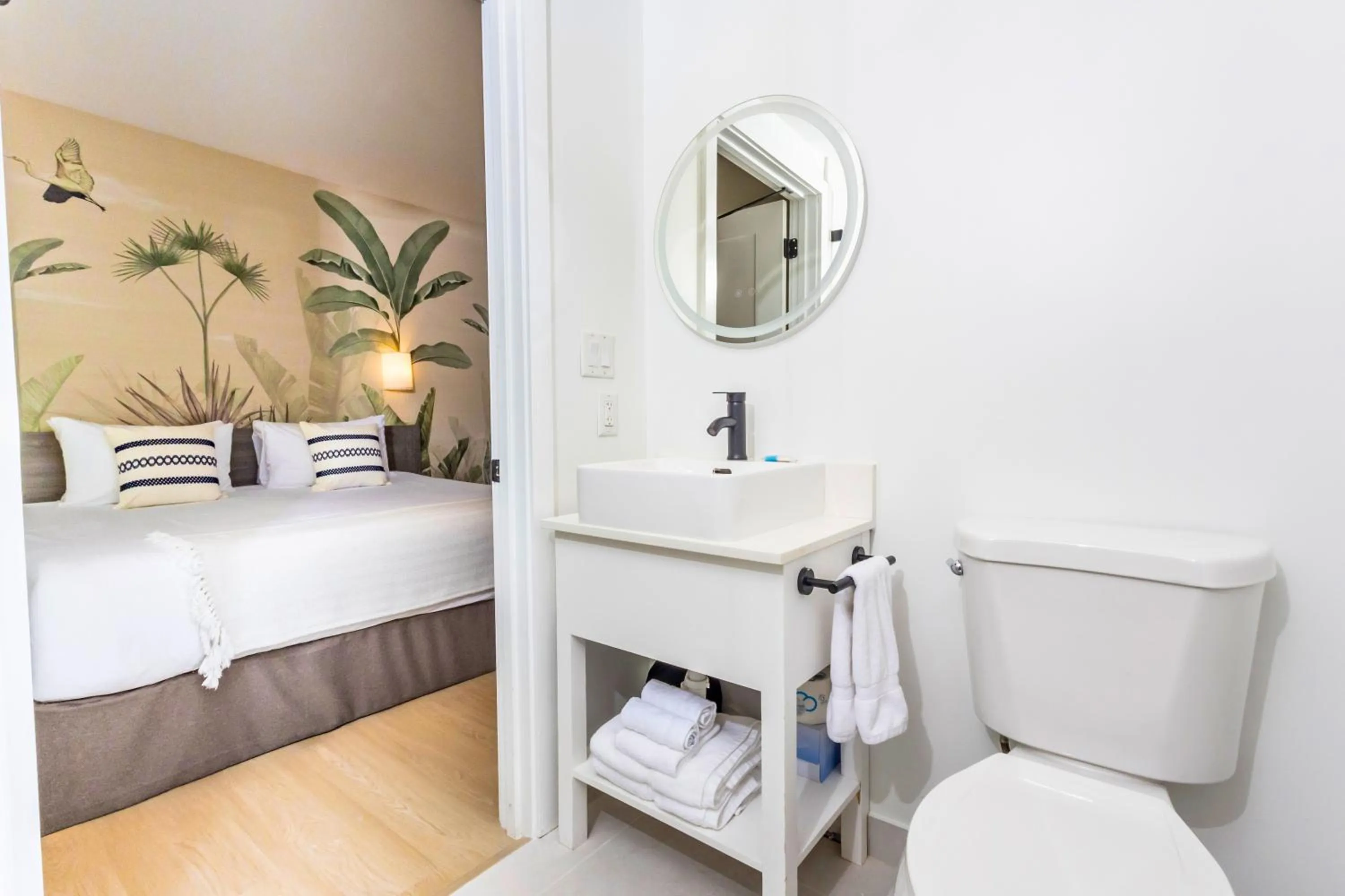 Bathroom, Bed in Casa Ocean