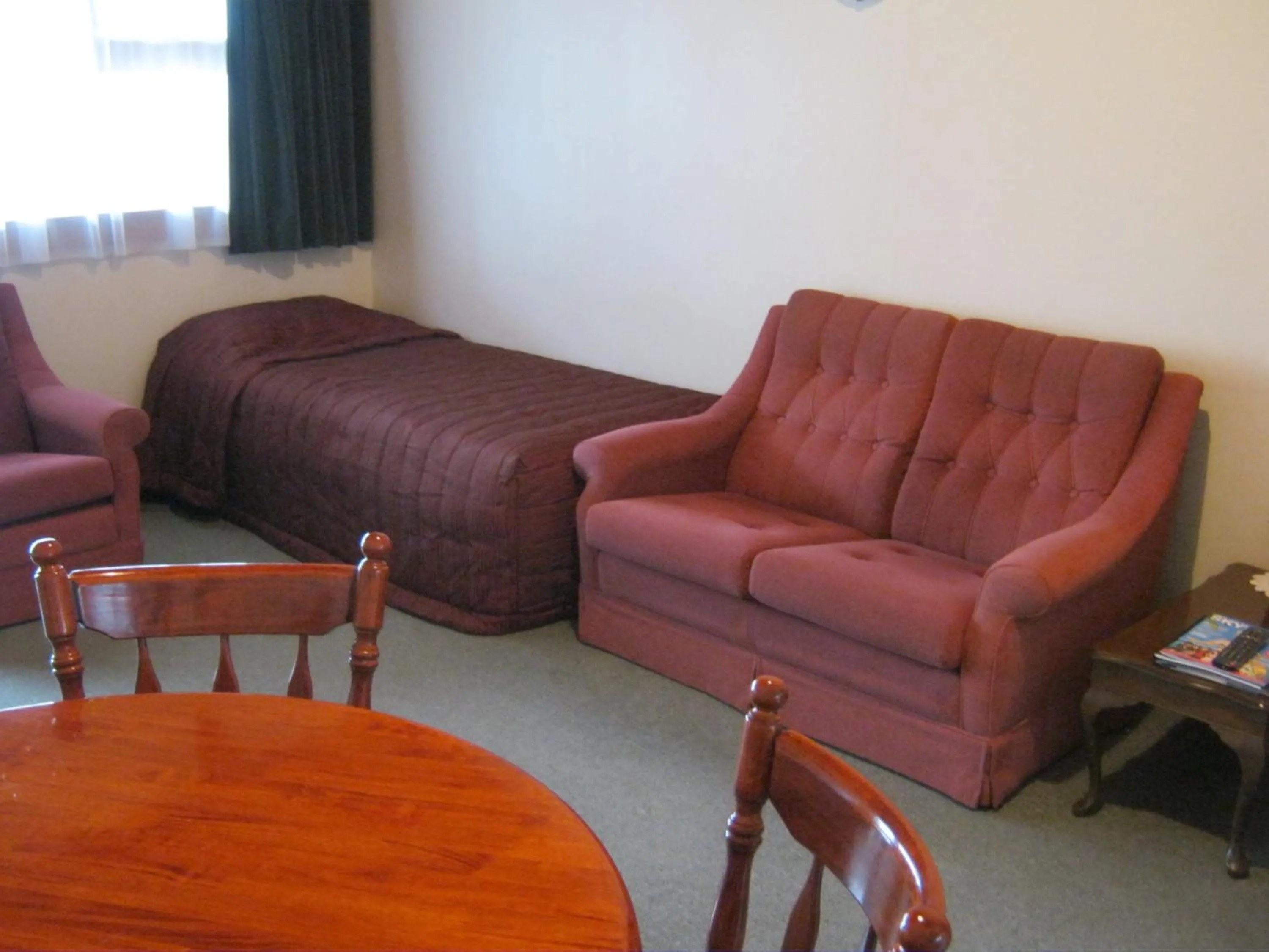 Seating area in Blue Dolphin Motel