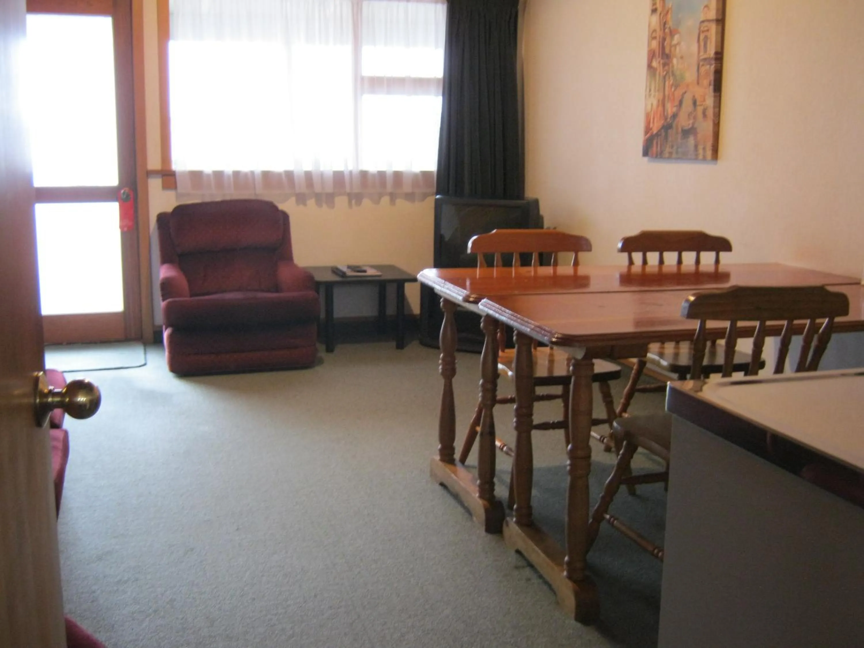 Dining area in Blue Dolphin Motel