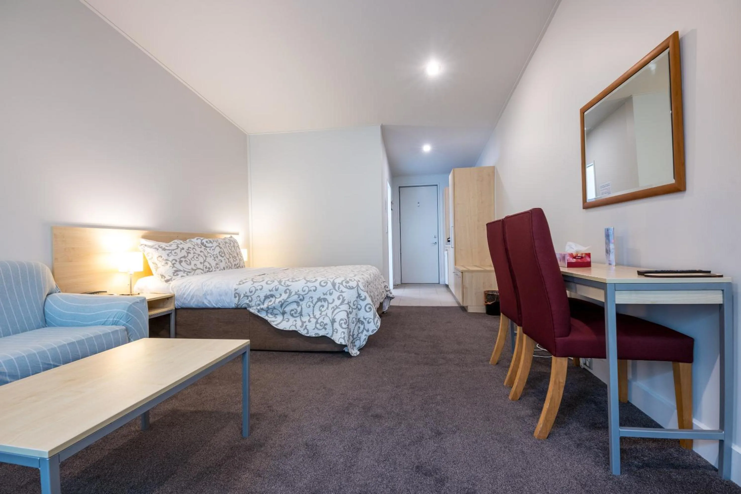 Bed in The Westhaven Motel