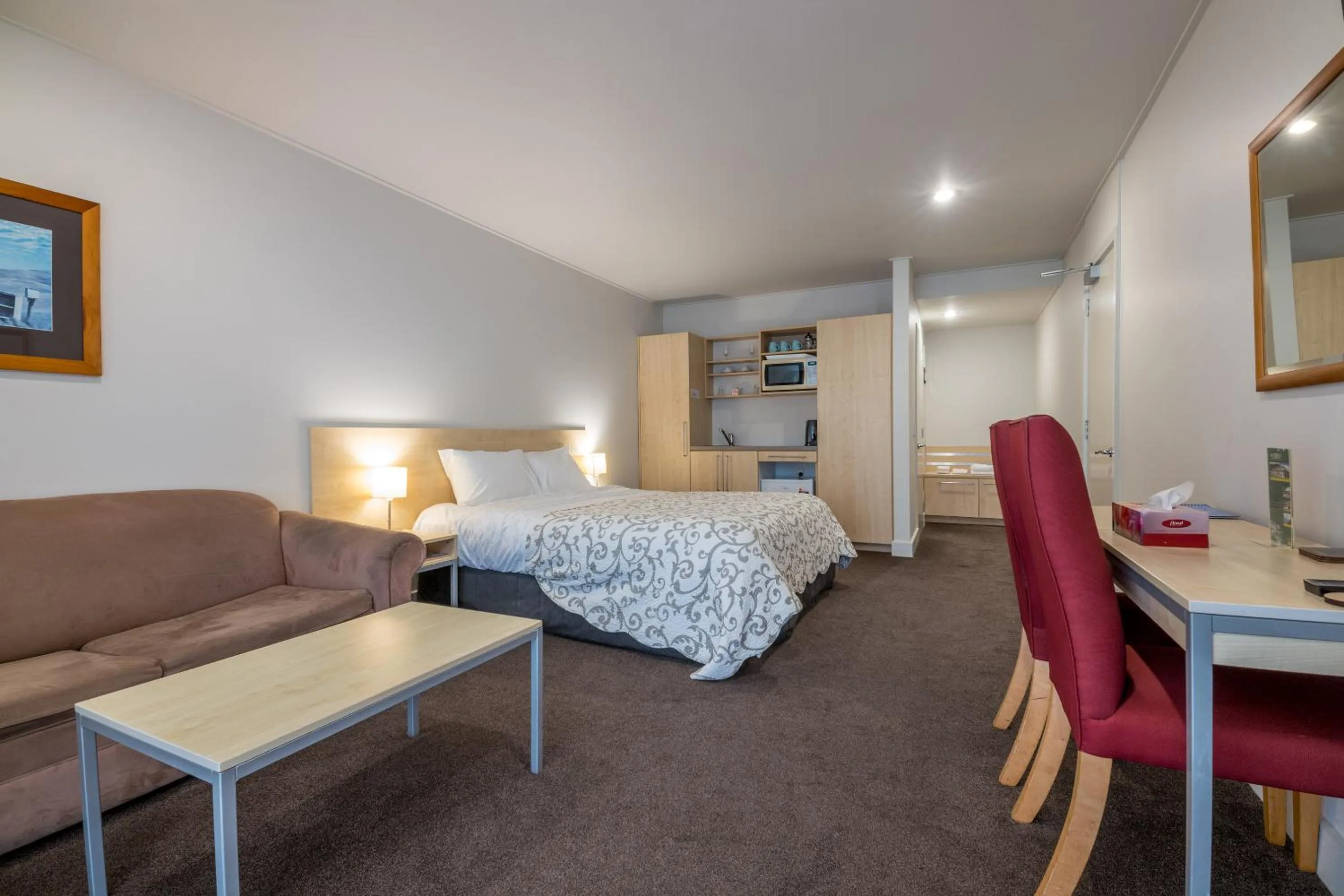 Bed in The Westhaven Motel