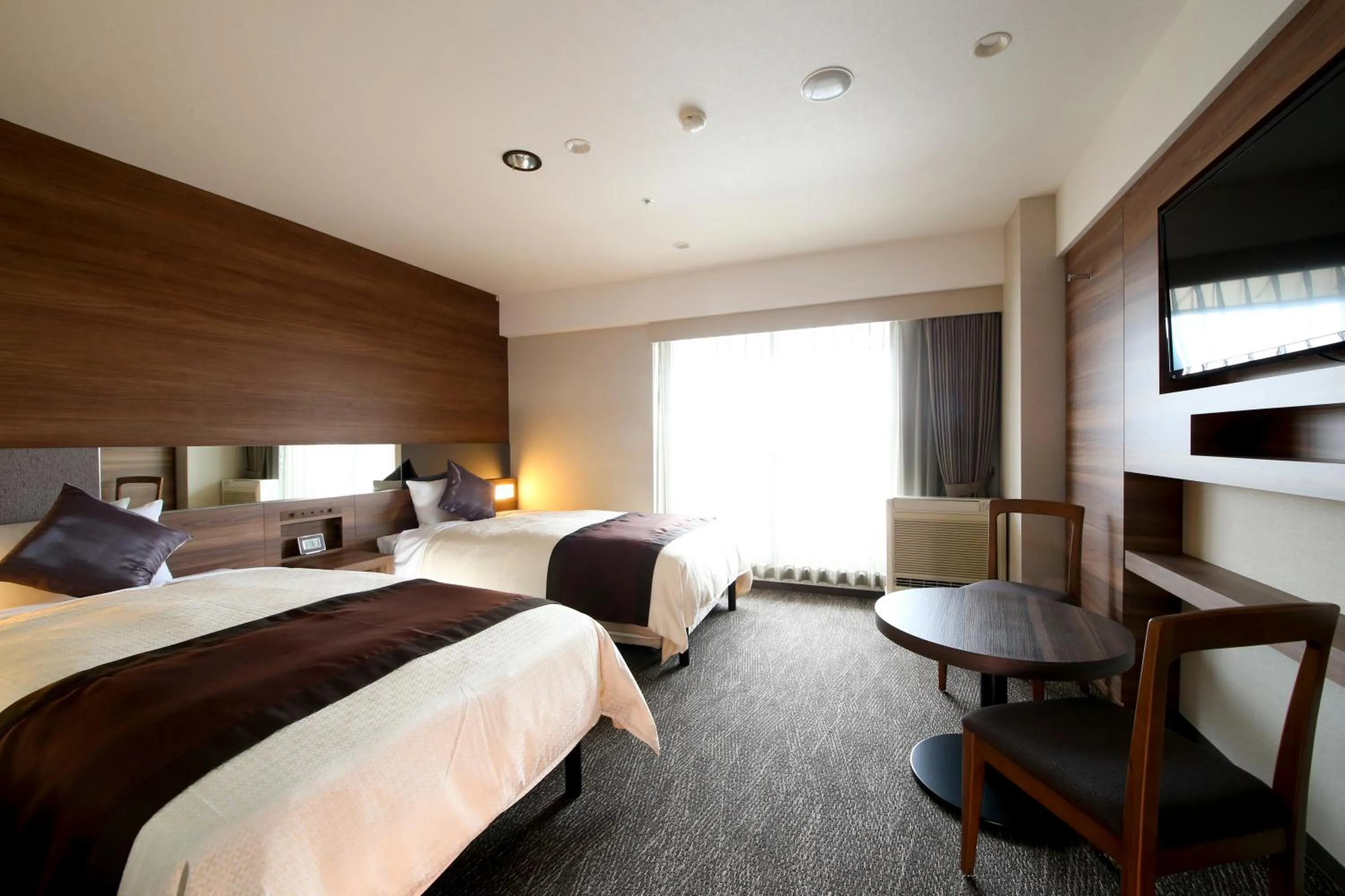 Photo of the whole room, Bed in The Hedistar Hotel Narita