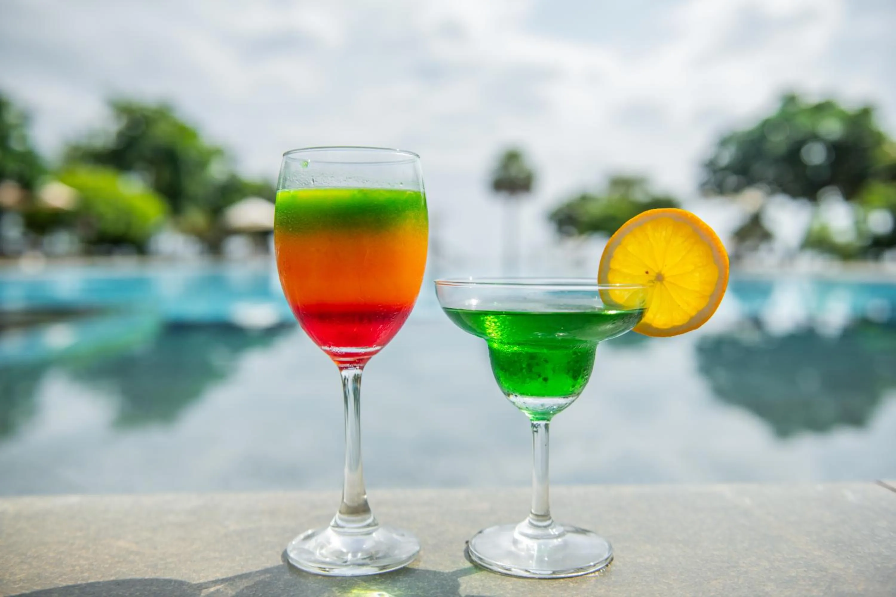 Swimming pool in Amethyst Resort Passikudah