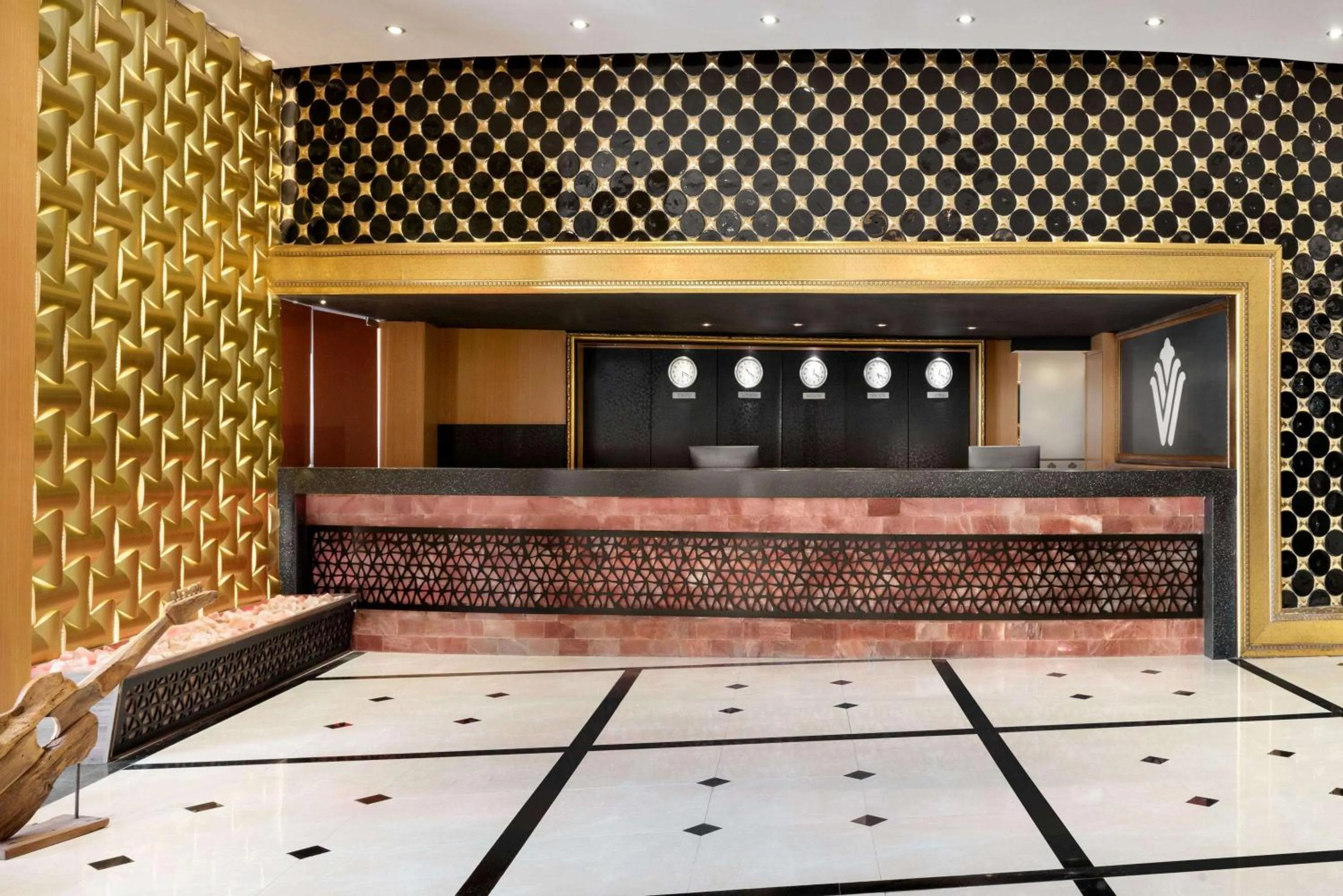 Lobby or reception in Wyndham Cerkezkoy