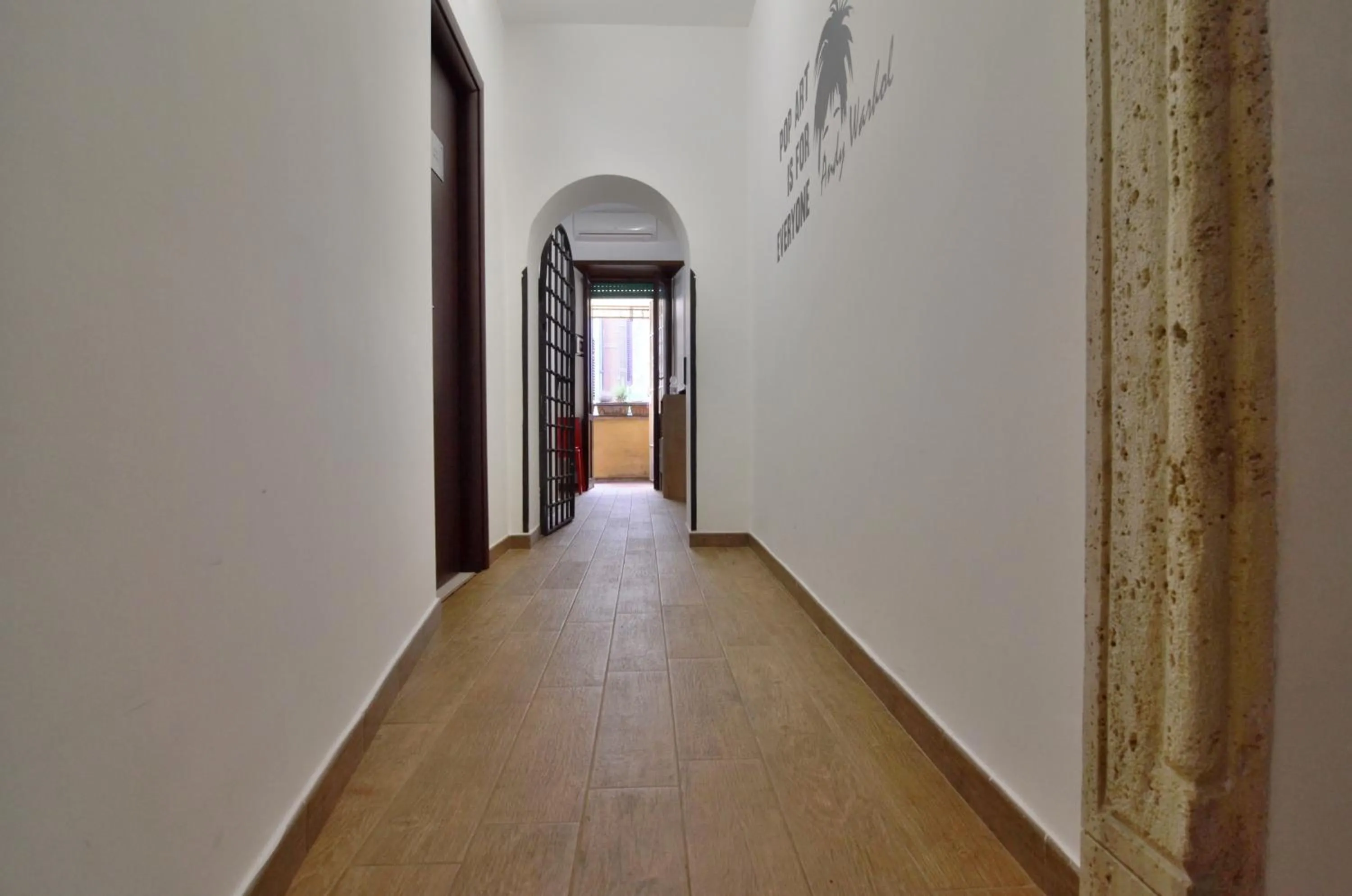 Lobby or reception in POP Art B&B