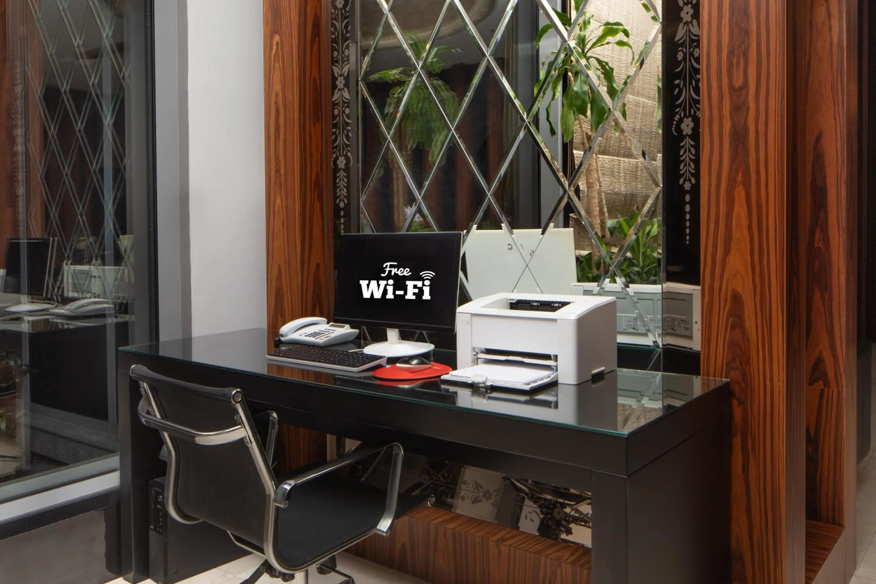 Lobby or reception in Ramada Plaza by Wyndham Istanbul Atakoy