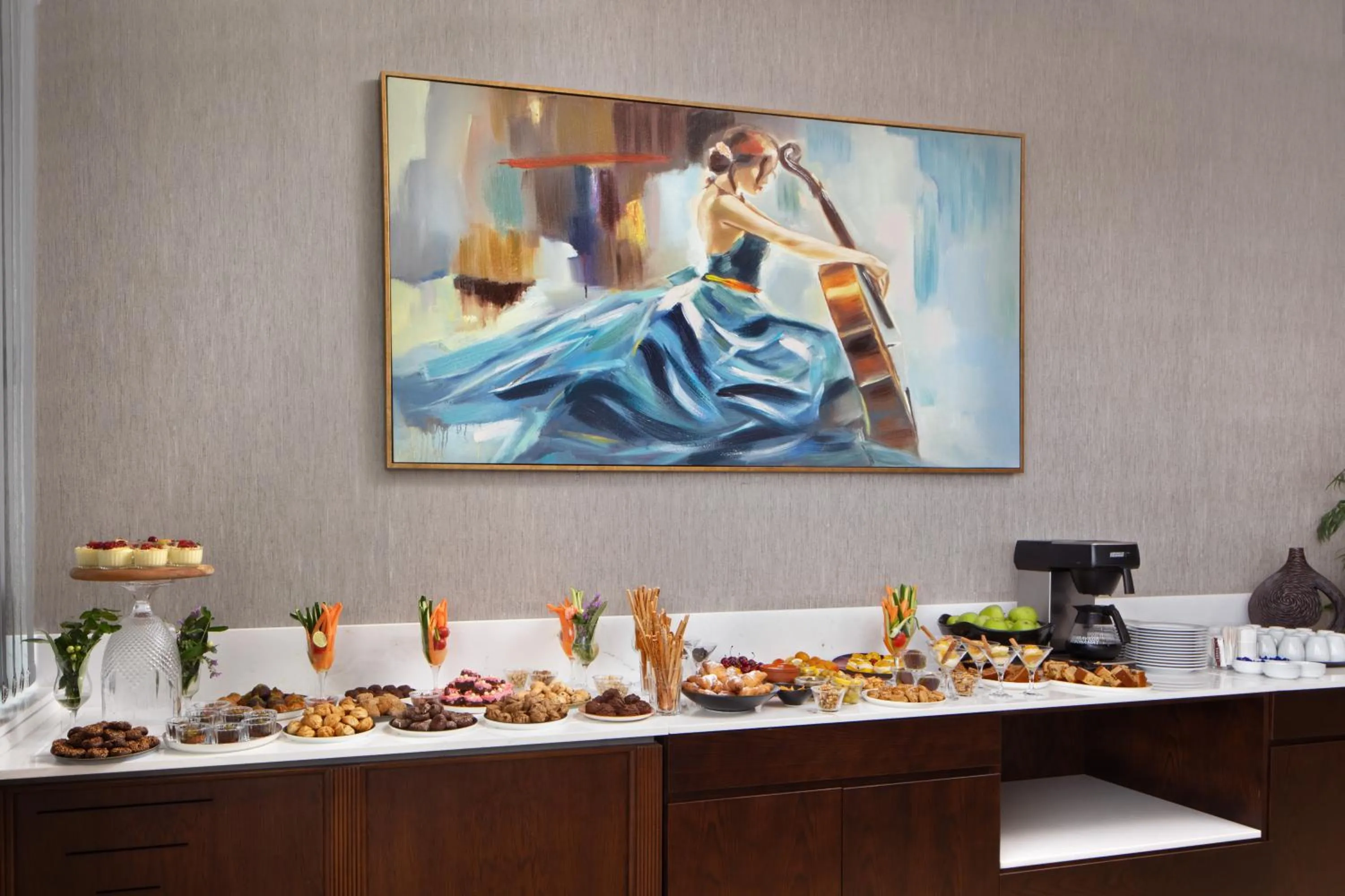 Food and drinks in Ramada Plaza by Wyndham Istanbul Atakoy