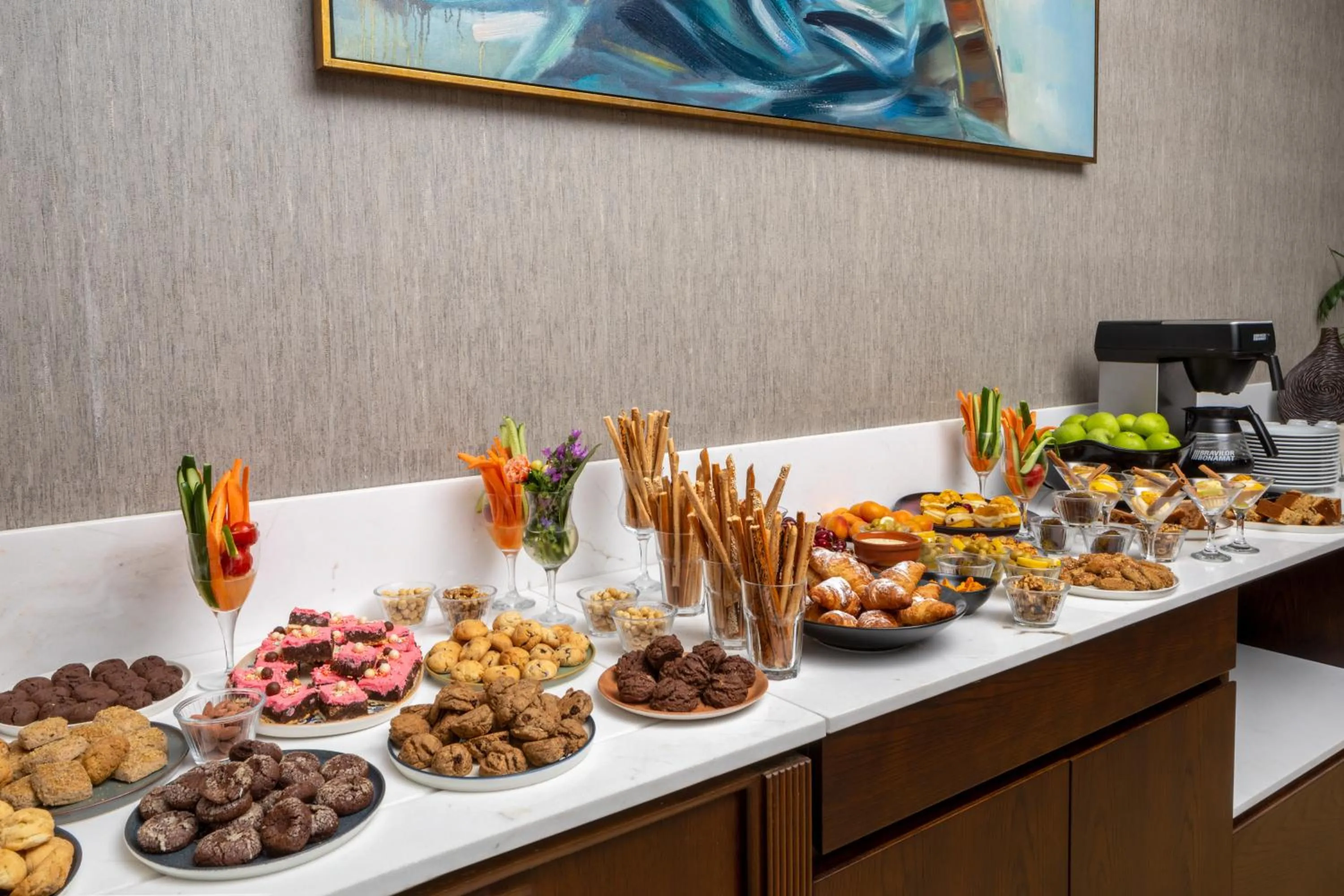 Food and drinks in Ramada Plaza by Wyndham Istanbul Atakoy