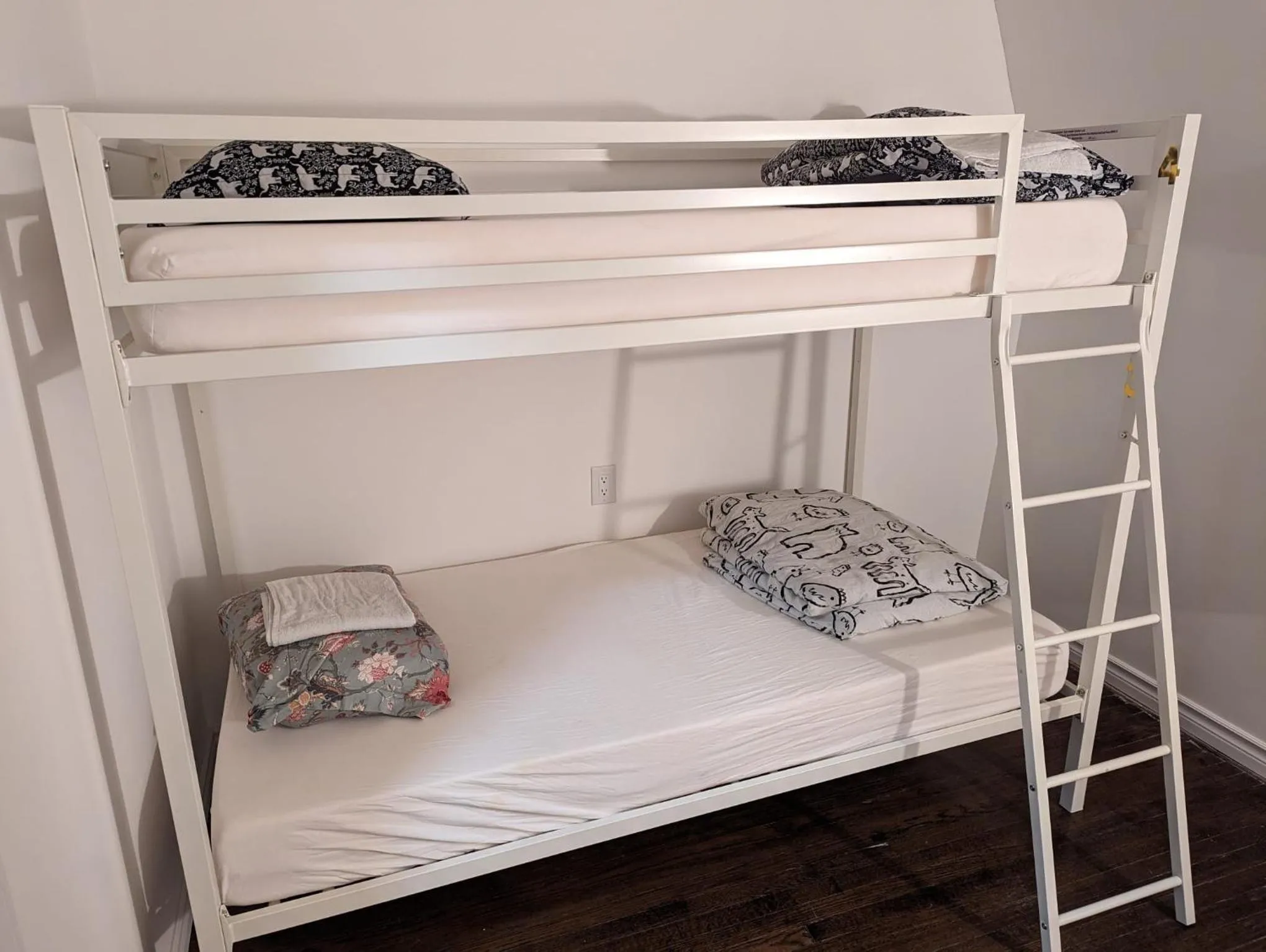 Bed in The Parkdale Hostellerie