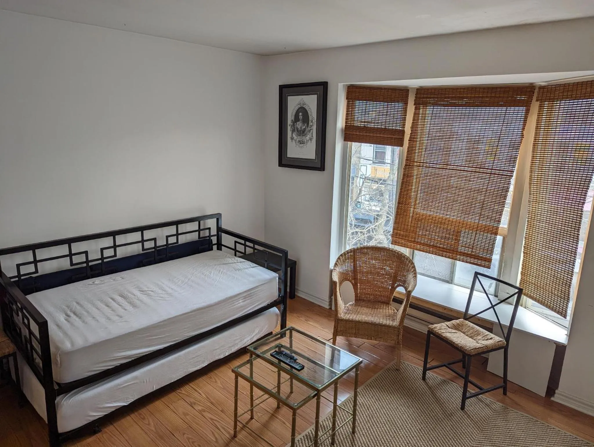 One-Bedroom Apartment in The Parkdale Hostellerie