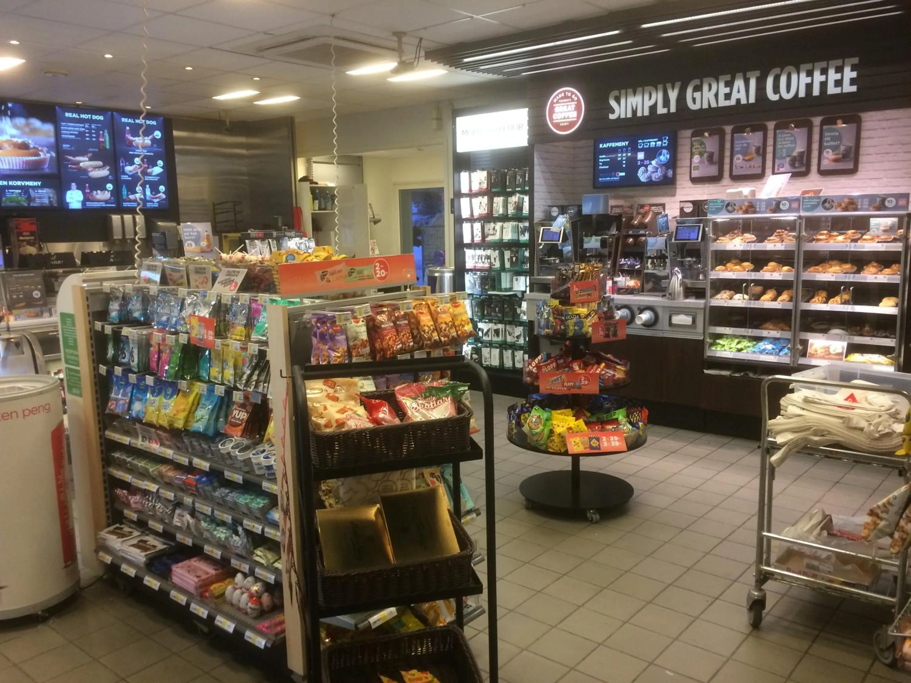 Supermarket/grocery shop in Värdshuset Glada Hudik