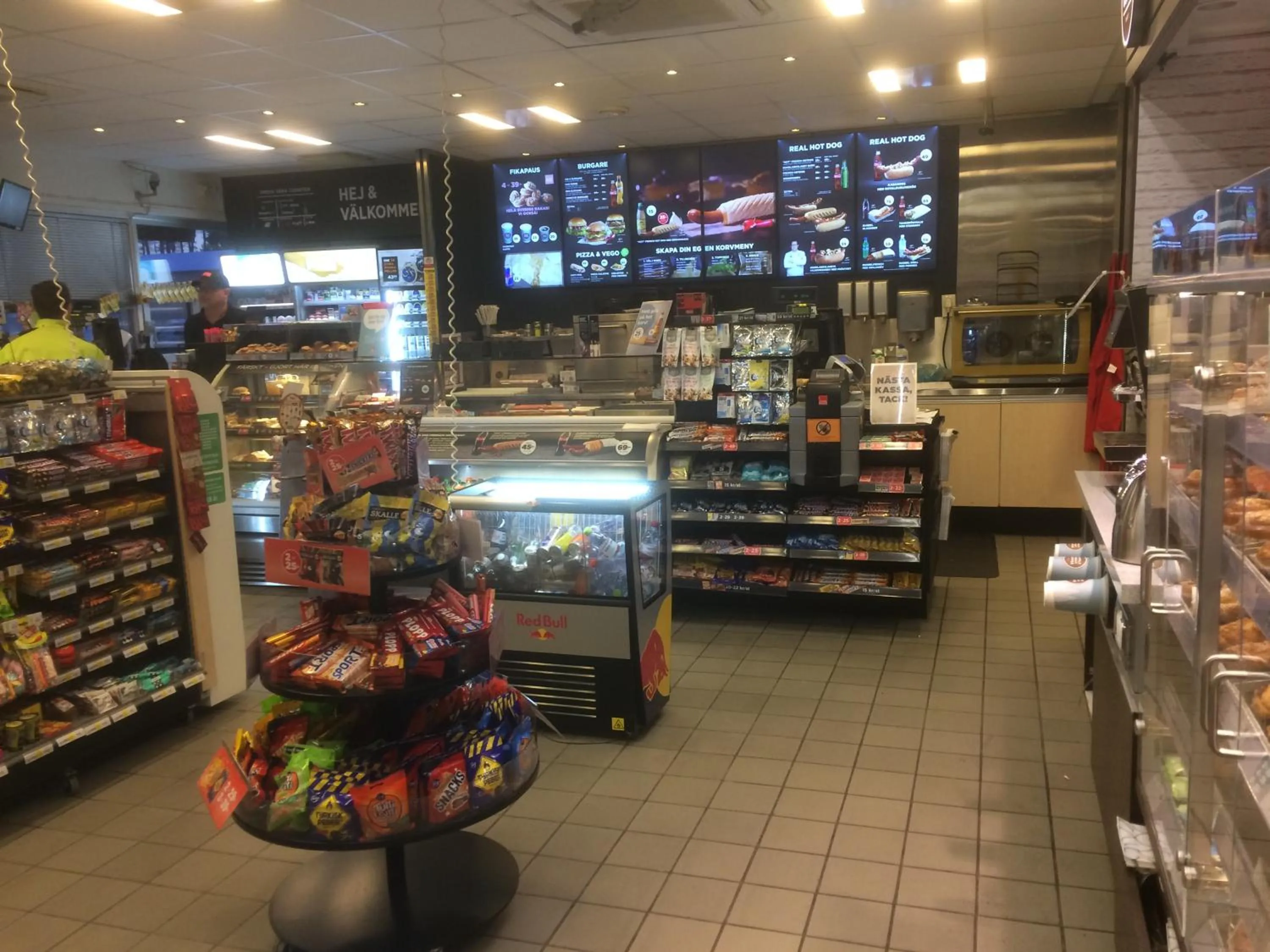 Supermarket/grocery shop in Värdshuset Glada Hudik