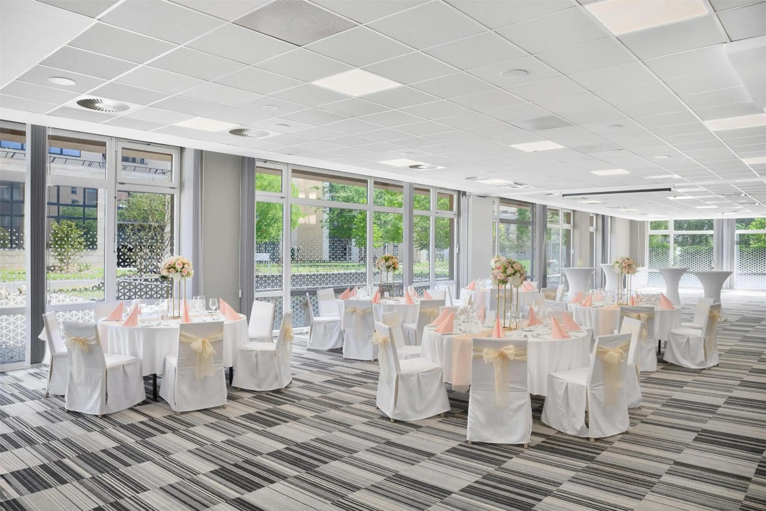 wedding in Park Inn By Radisson Budapest