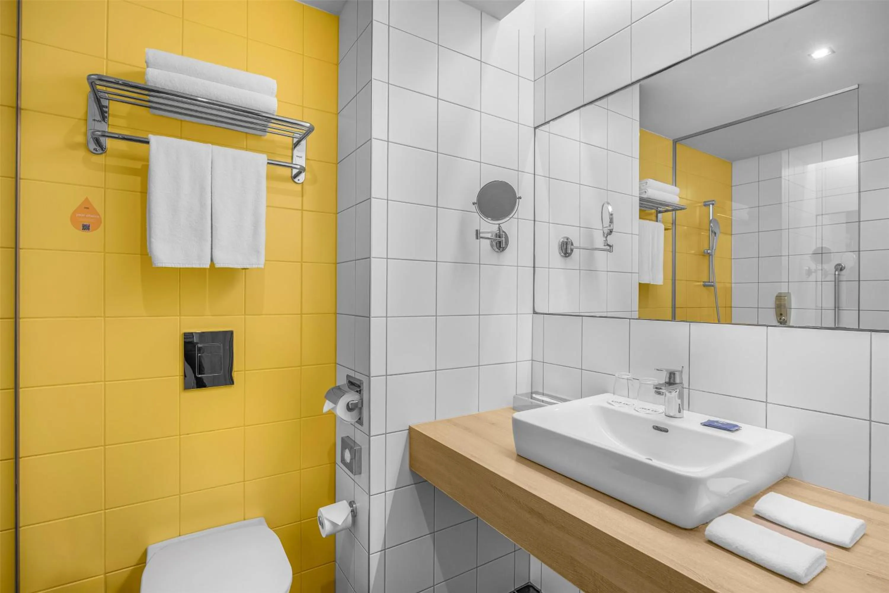 Bathroom in Park Inn By Radisson Budapest