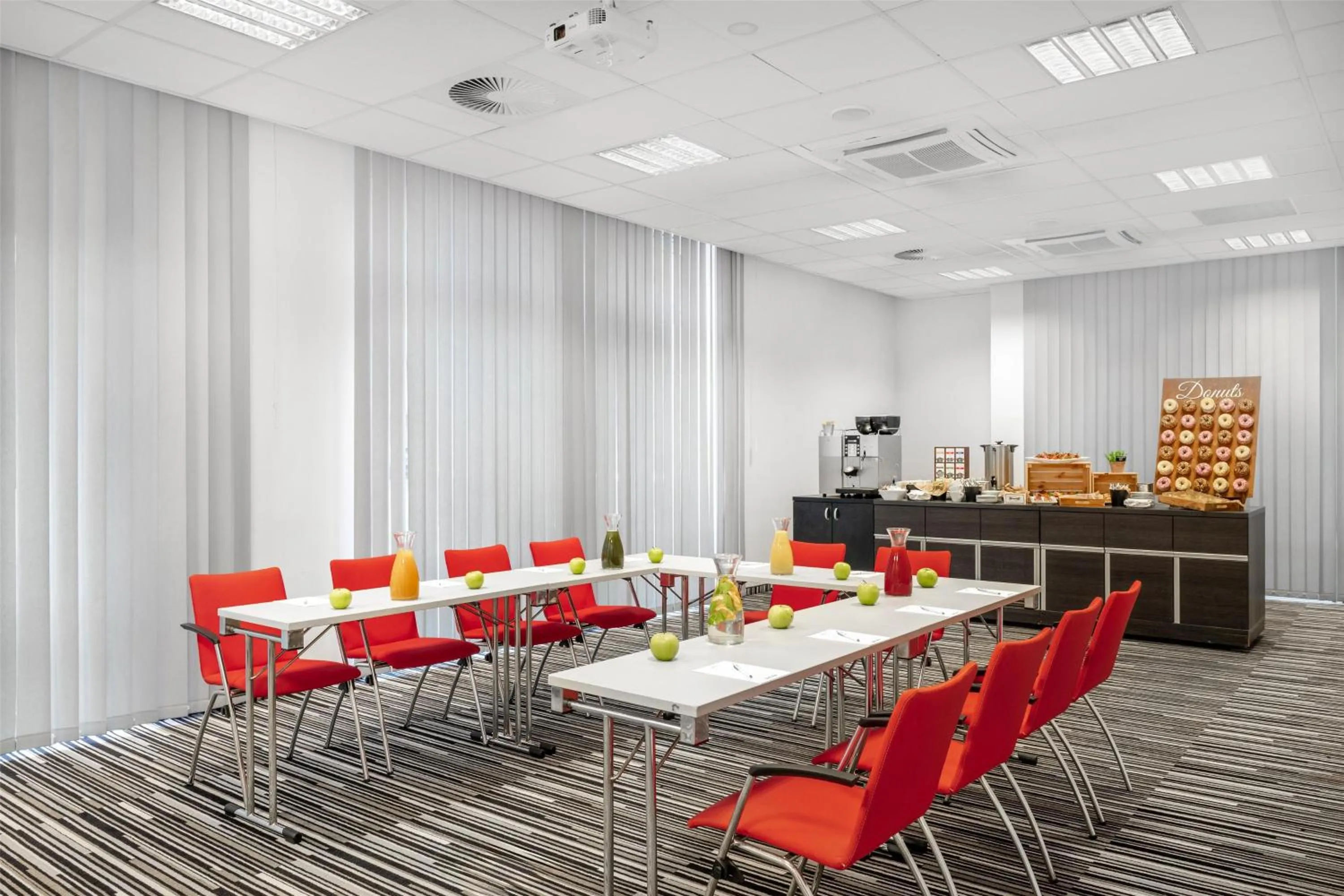 Meeting/conference room in Park Inn By Radisson Budapest