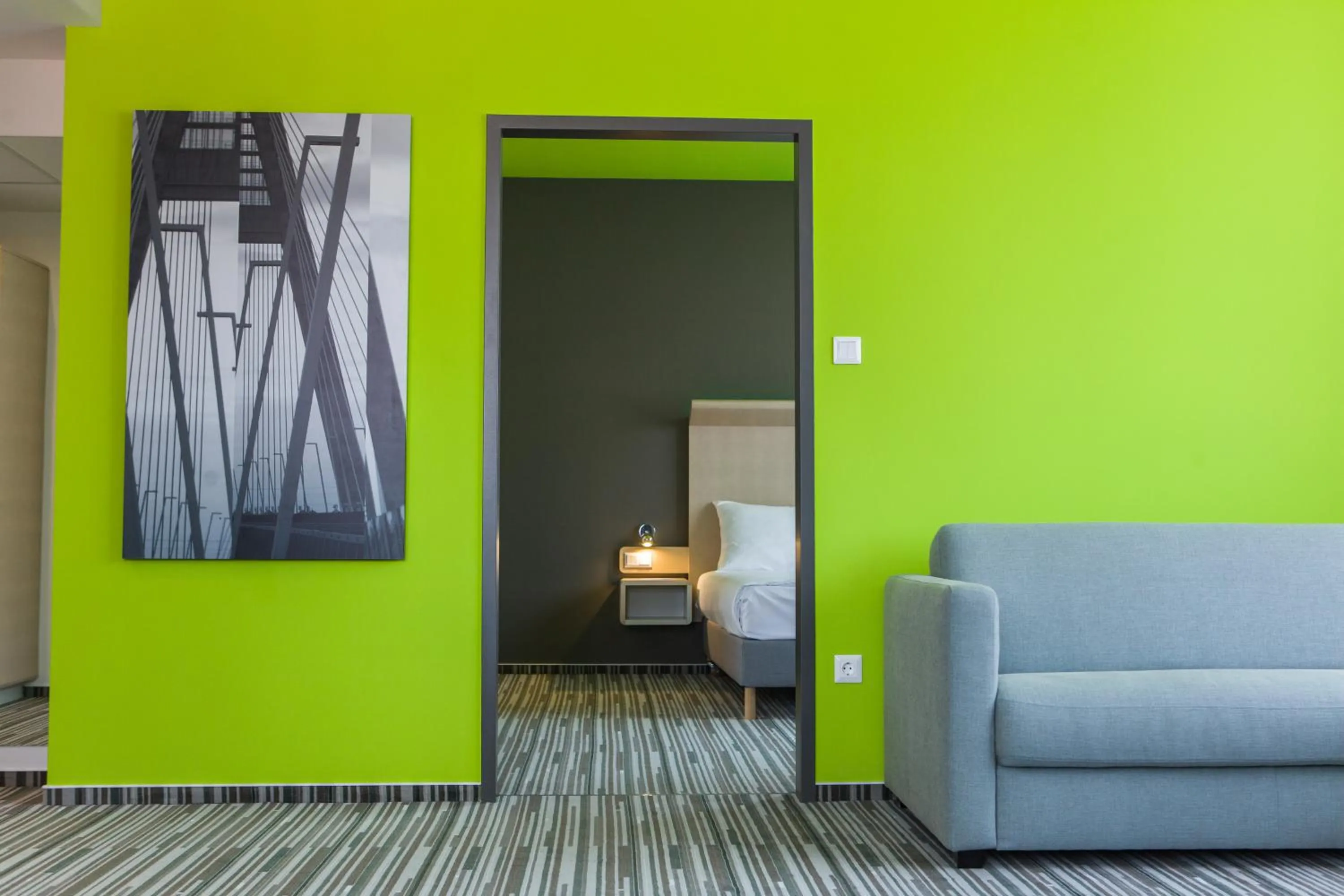 Living room in Park Inn By Radisson Budapest