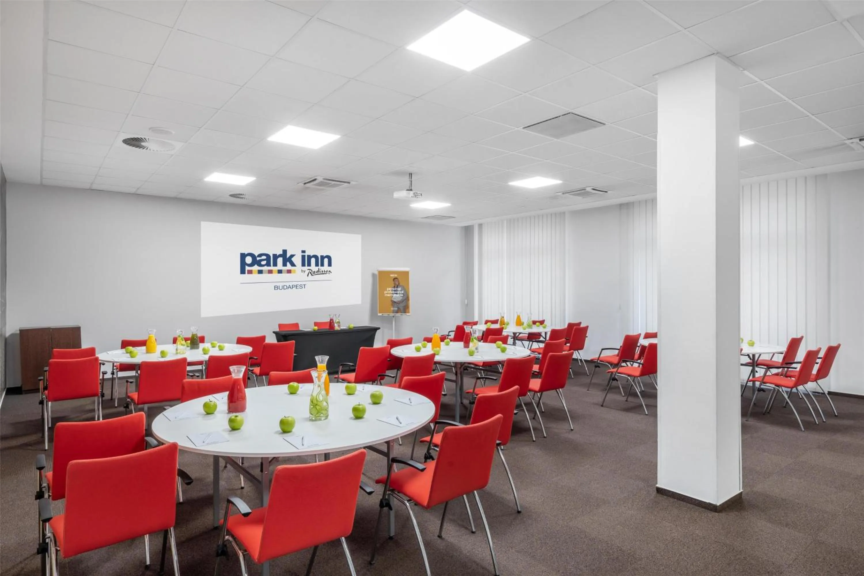 Meeting/conference room in Park Inn By Radisson Budapest