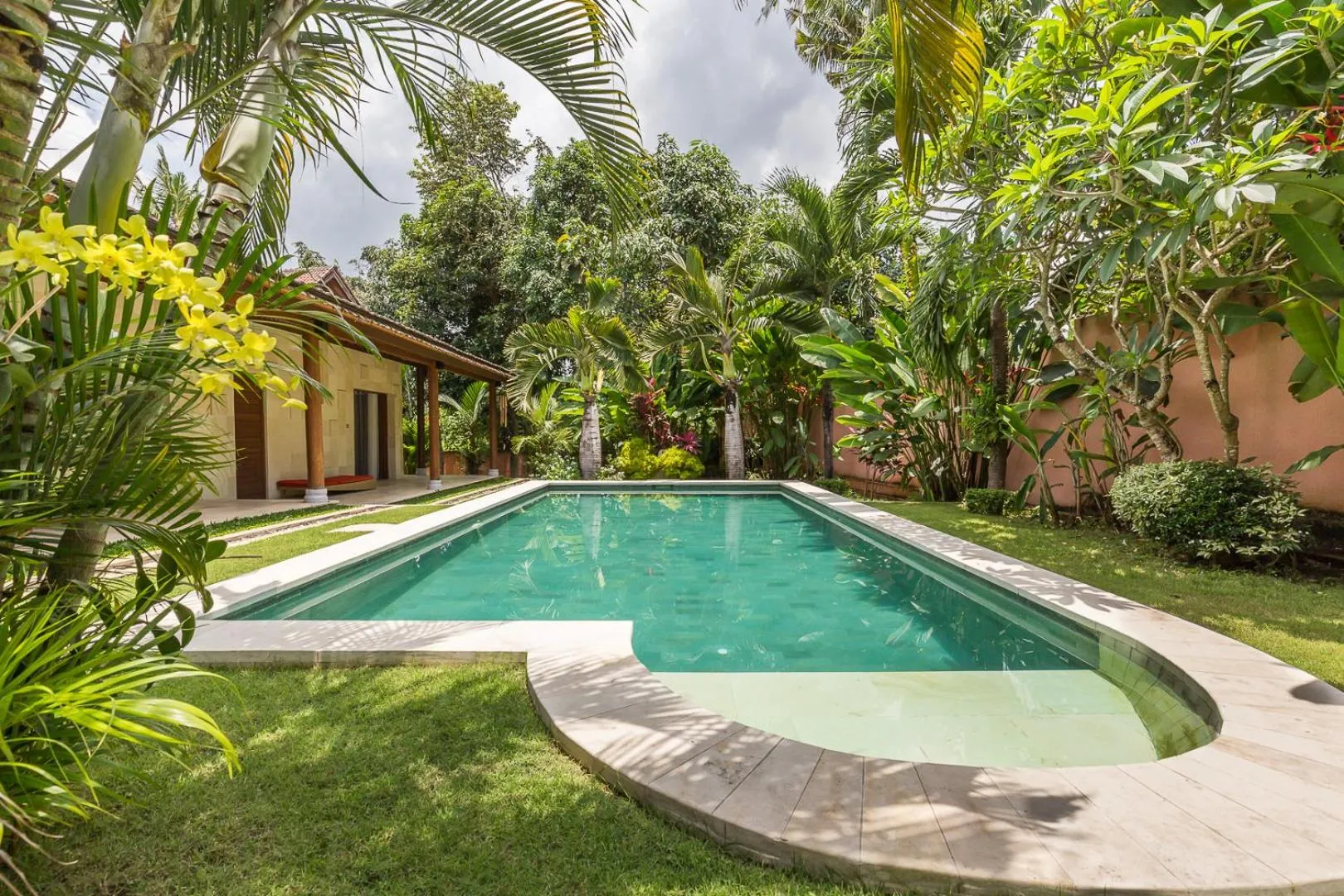 Swimming pool in Villa Pilou Boutique Hotel