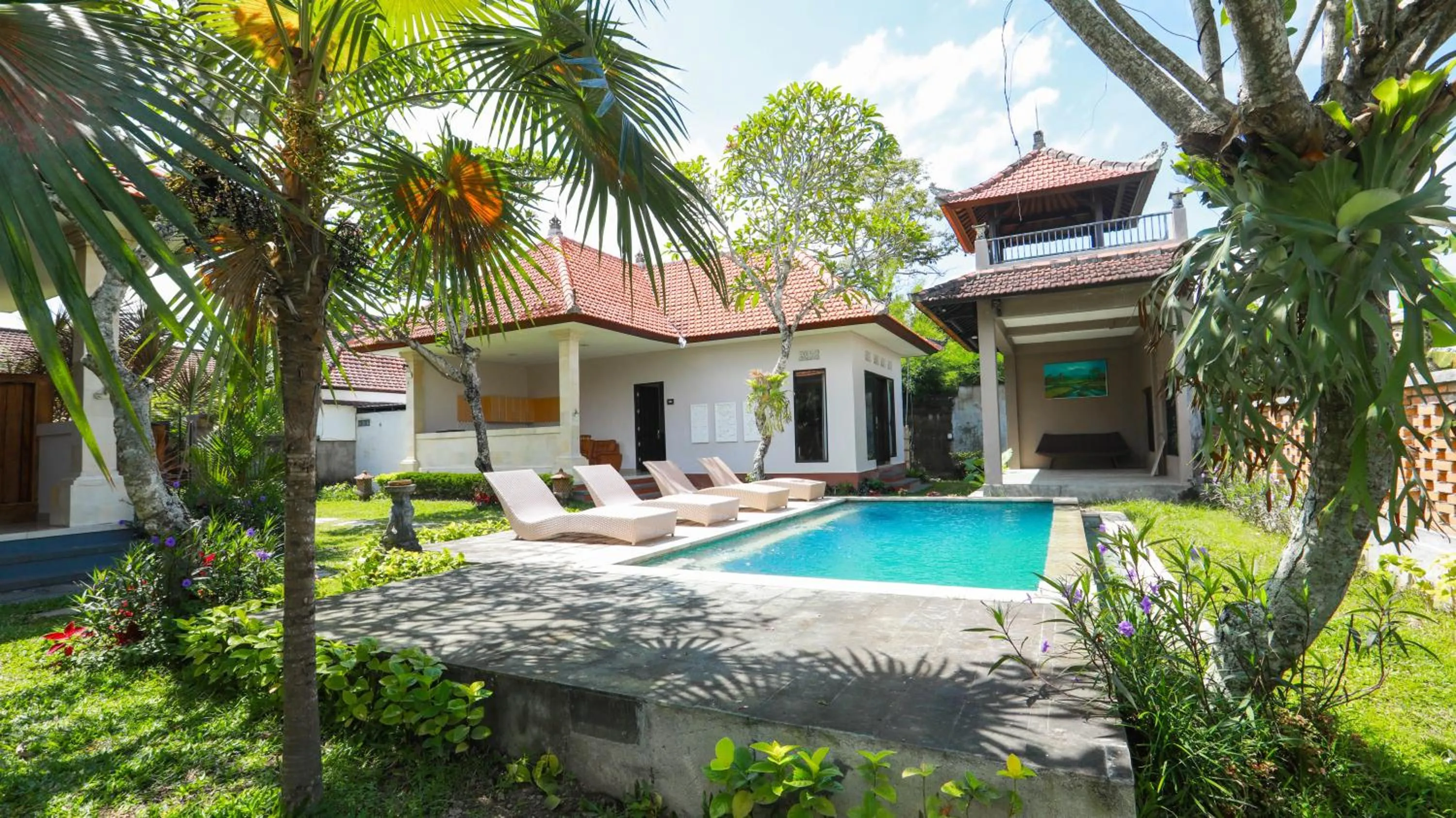 Pool view in Adil Villa & Resort