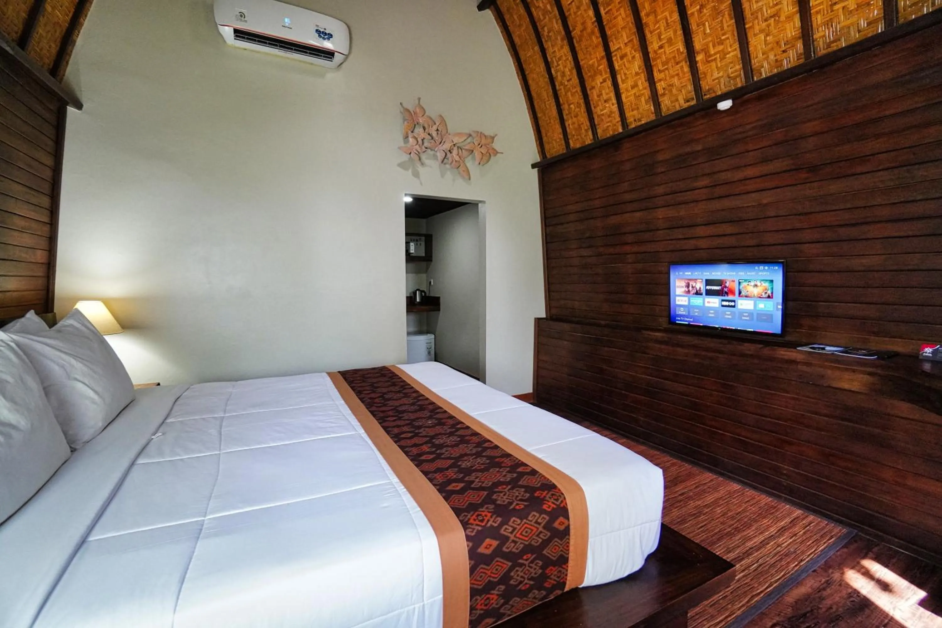 Bedroom, Bed in Adil Villa & Resort