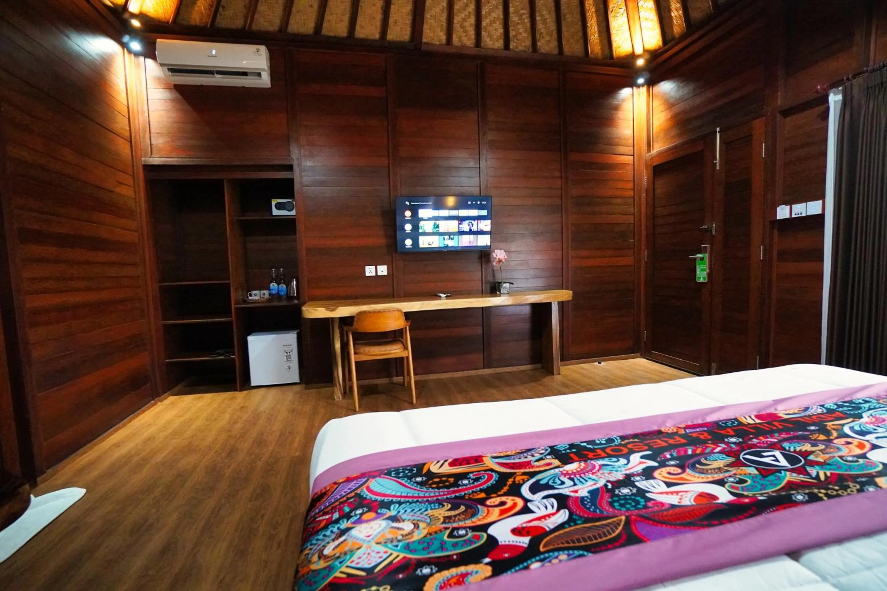 TV and multimedia, Bed in Adil Villa & Resort
