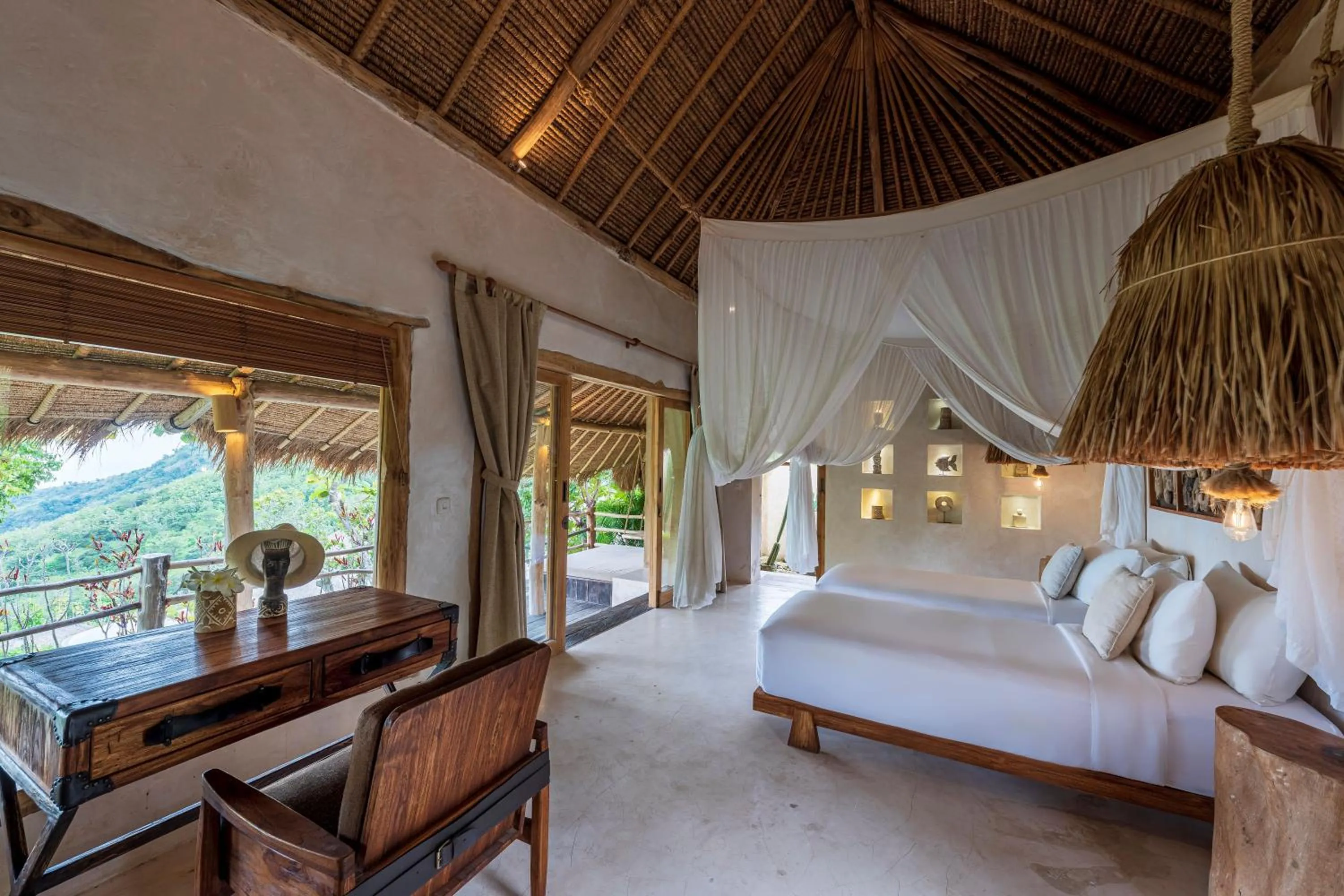 Bed in MATHIS Lodge Amed