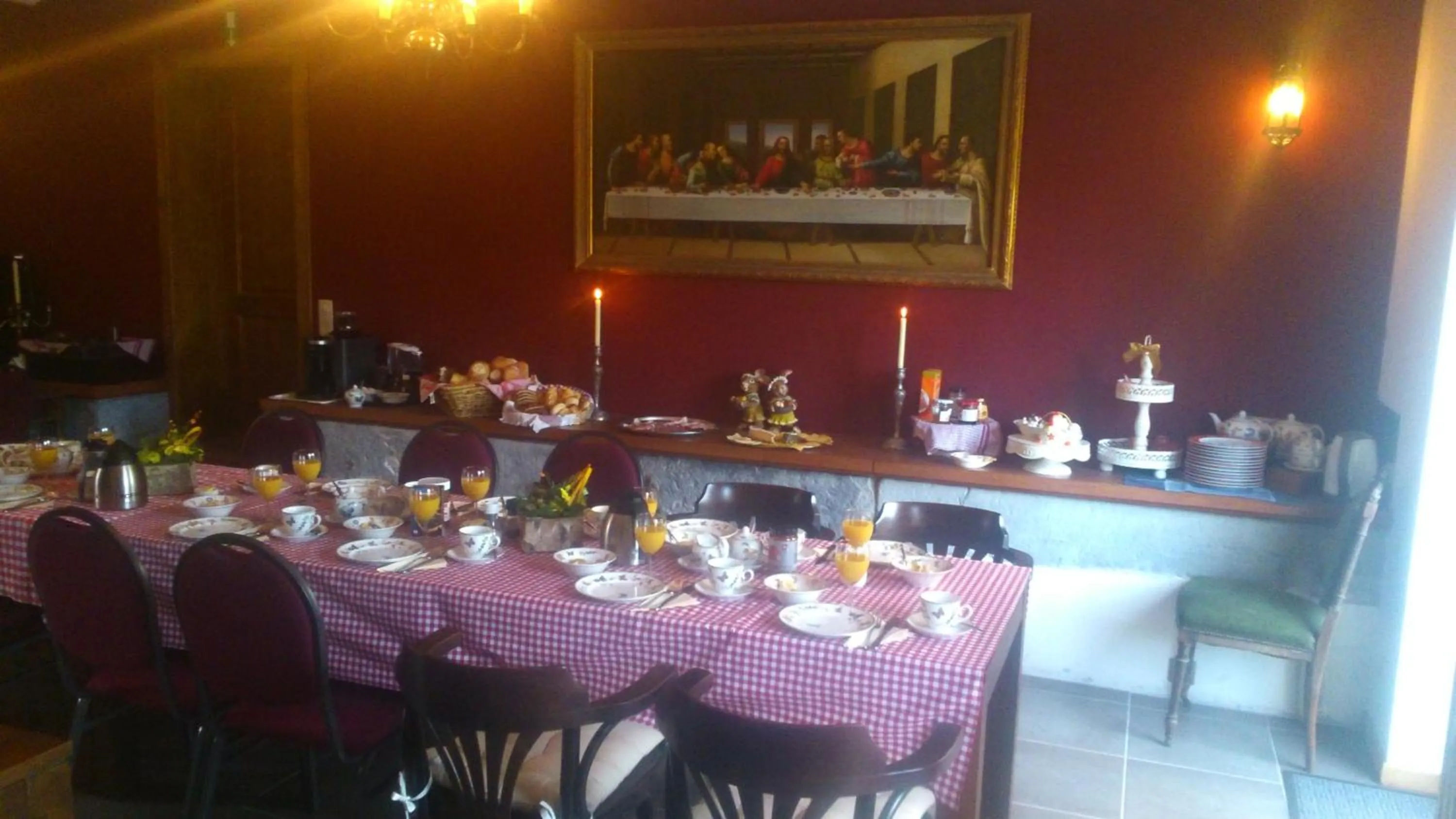 Buffet breakfast in B&B Au Coeur de Villers