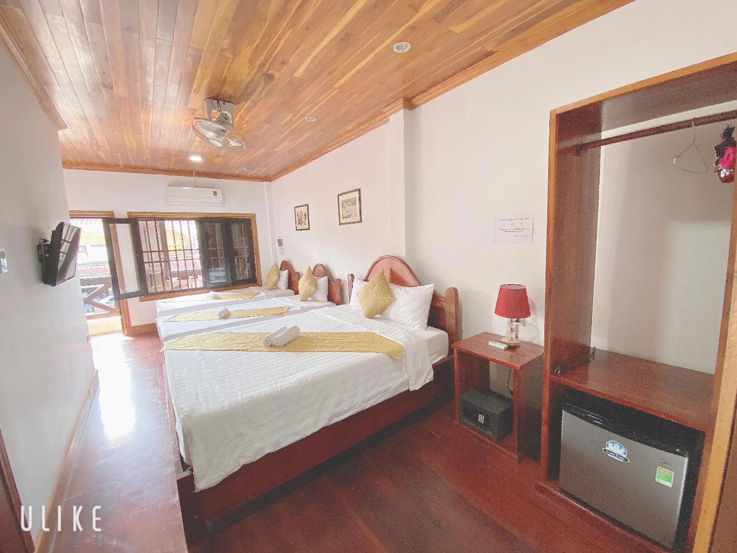 Photo of the whole room, Bed in Elephant Boutique Hotel