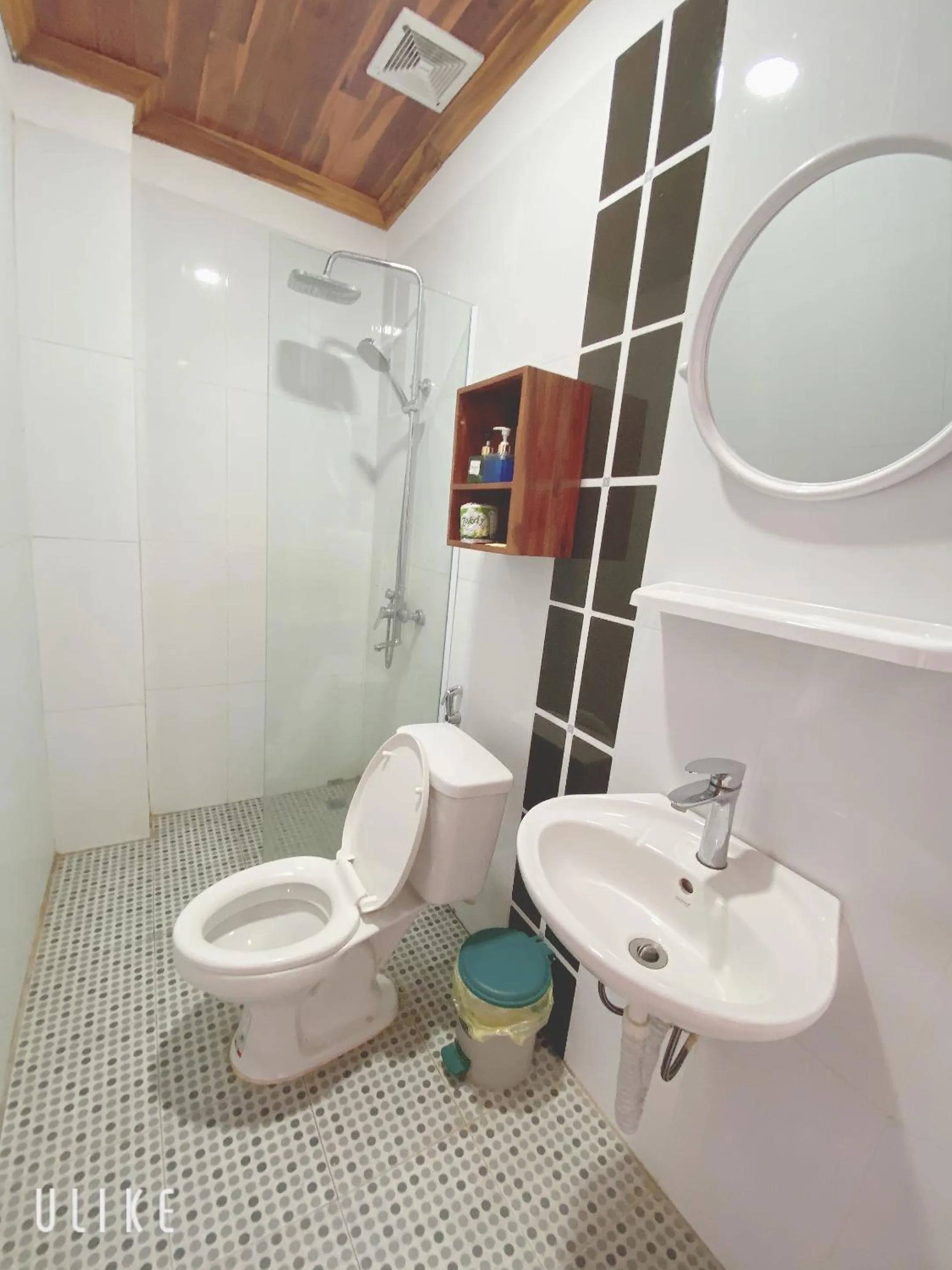 Toilet in Elephant Boutique Hotel