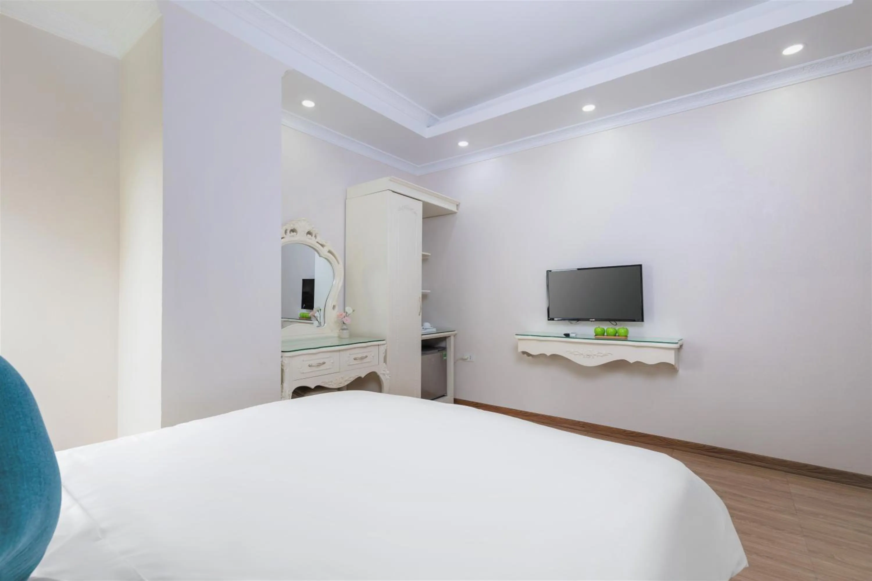 Bed in Phoenix Hotel Ha Long