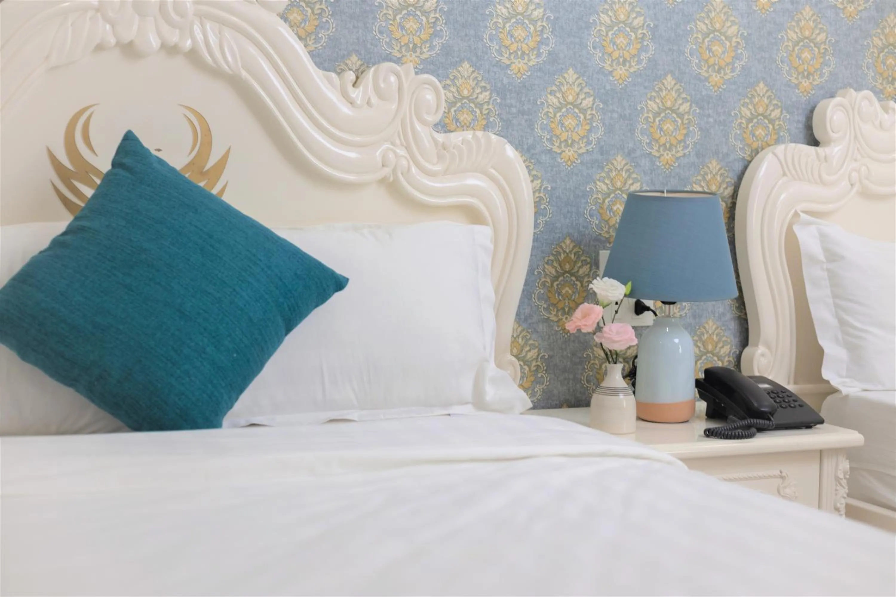 Bed in Phoenix Hotel Ha Long